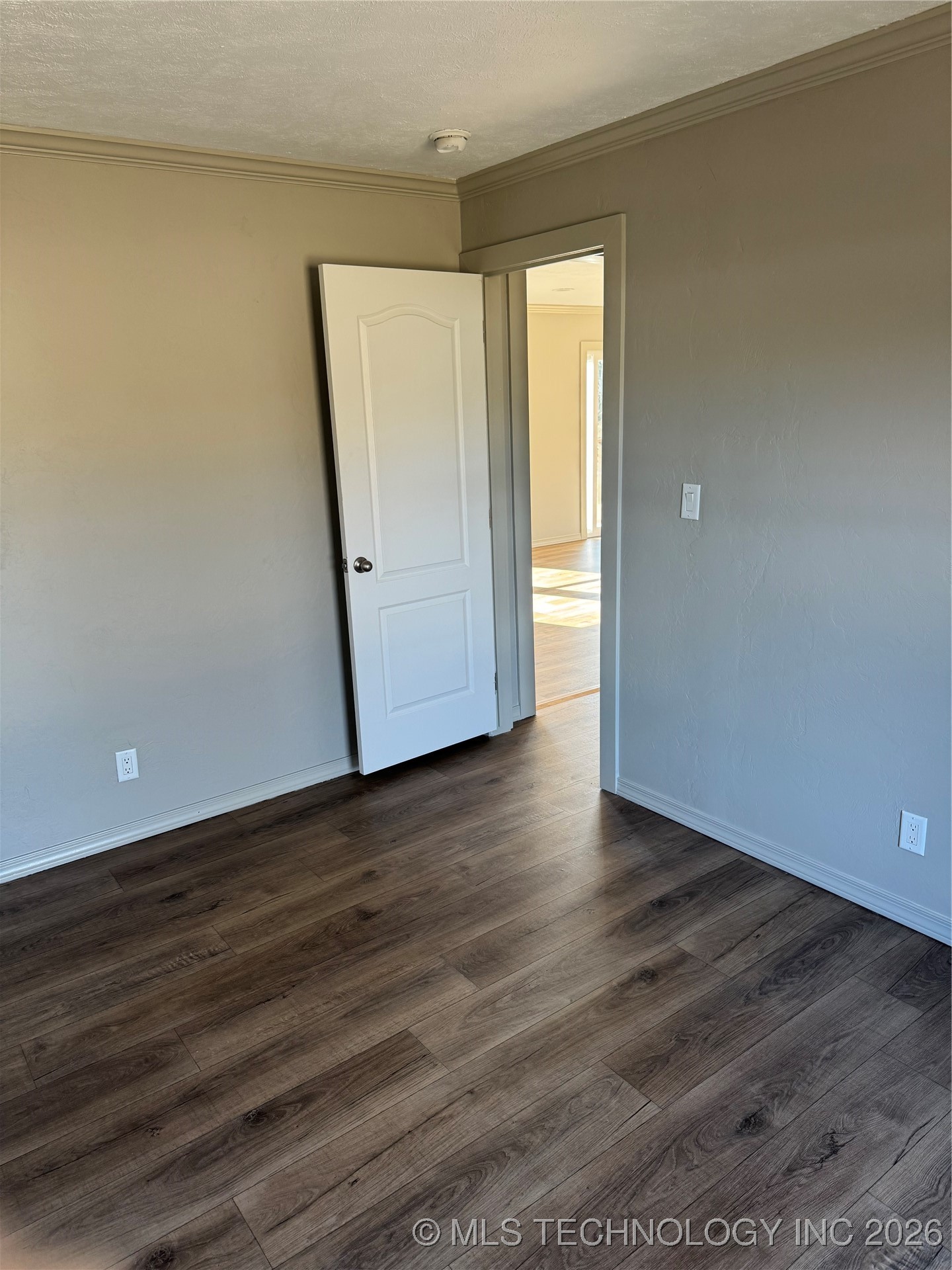 5501 E 81st Street N Property Photo 11