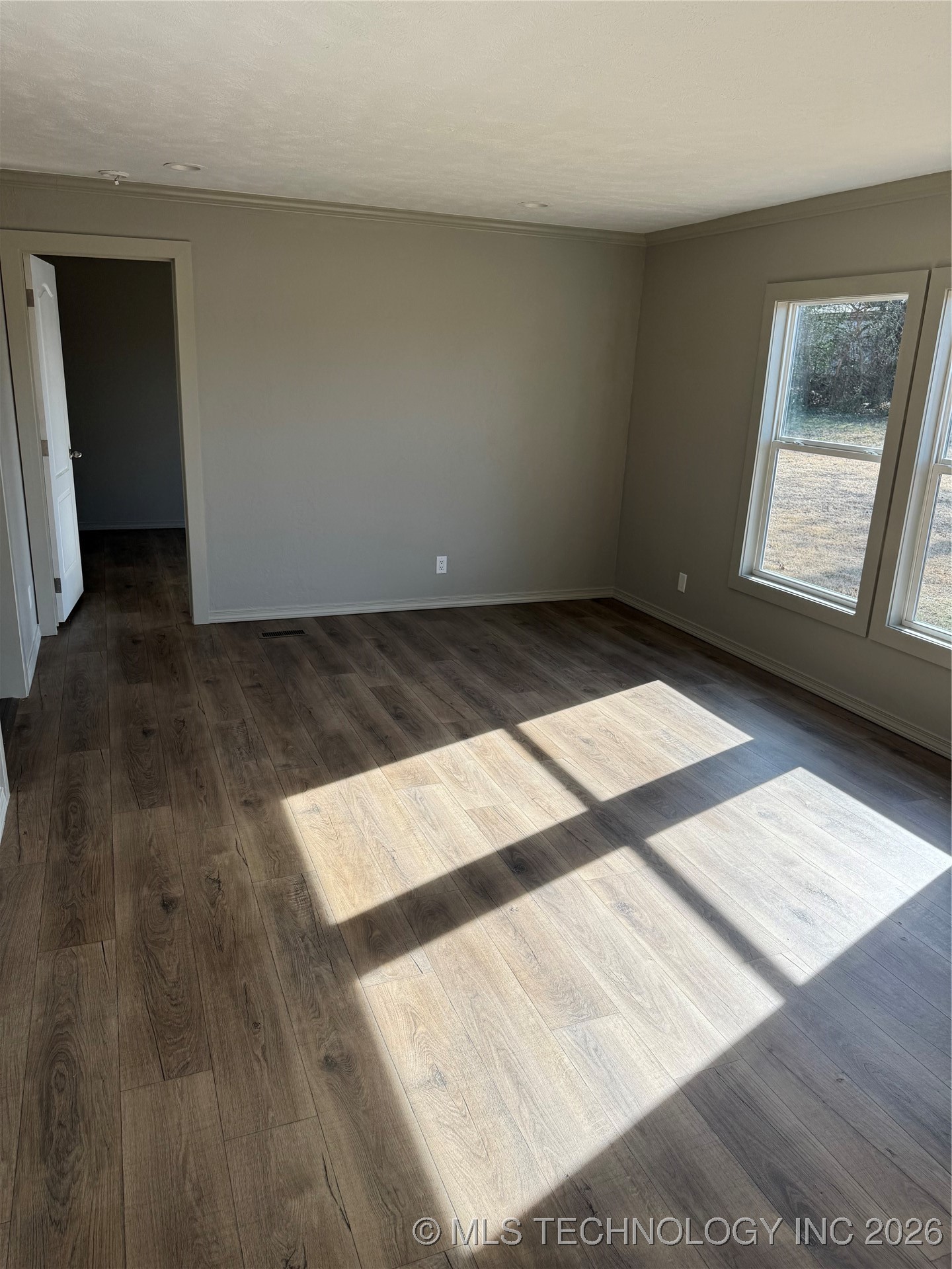 5501 E 81st Street N Property Photo 18