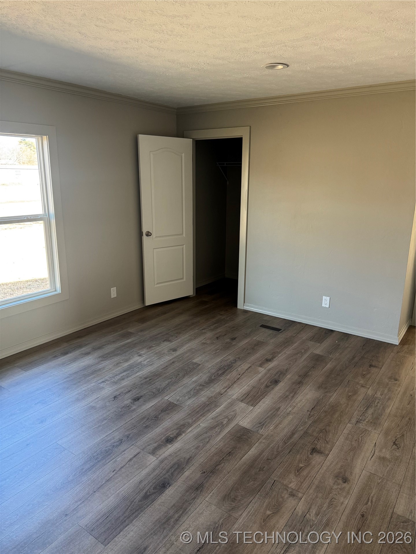 5501 E 81st Street N Property Photo 20