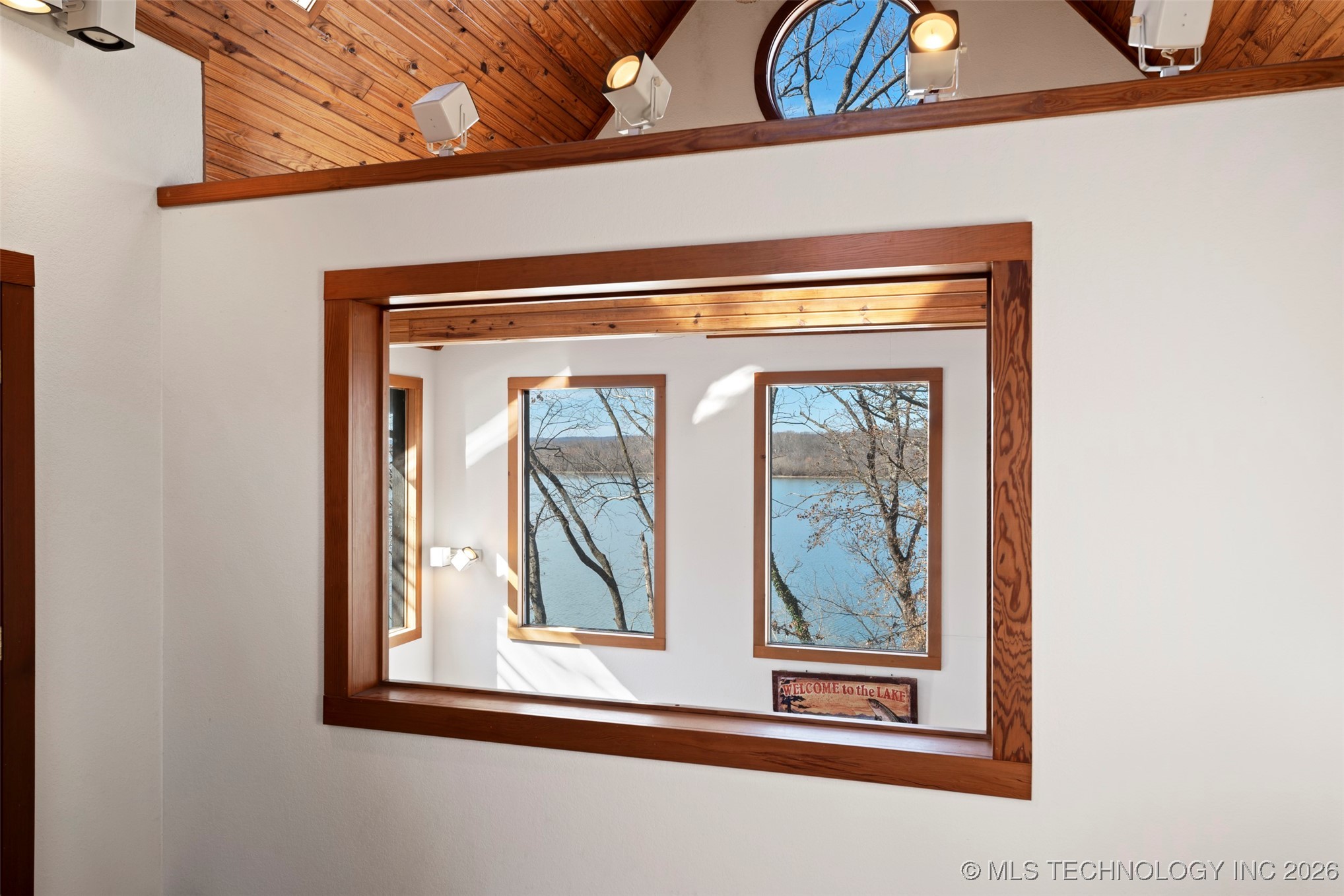 25541 S 676 Road Property Photo 12