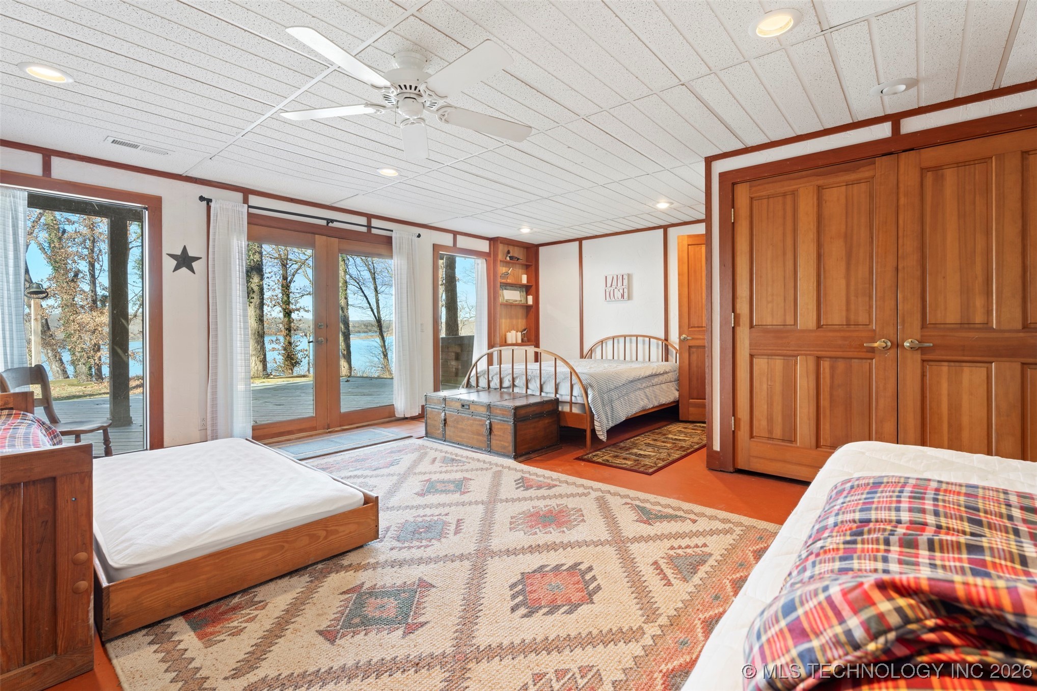 25541 S 676 Road Property Photo 14