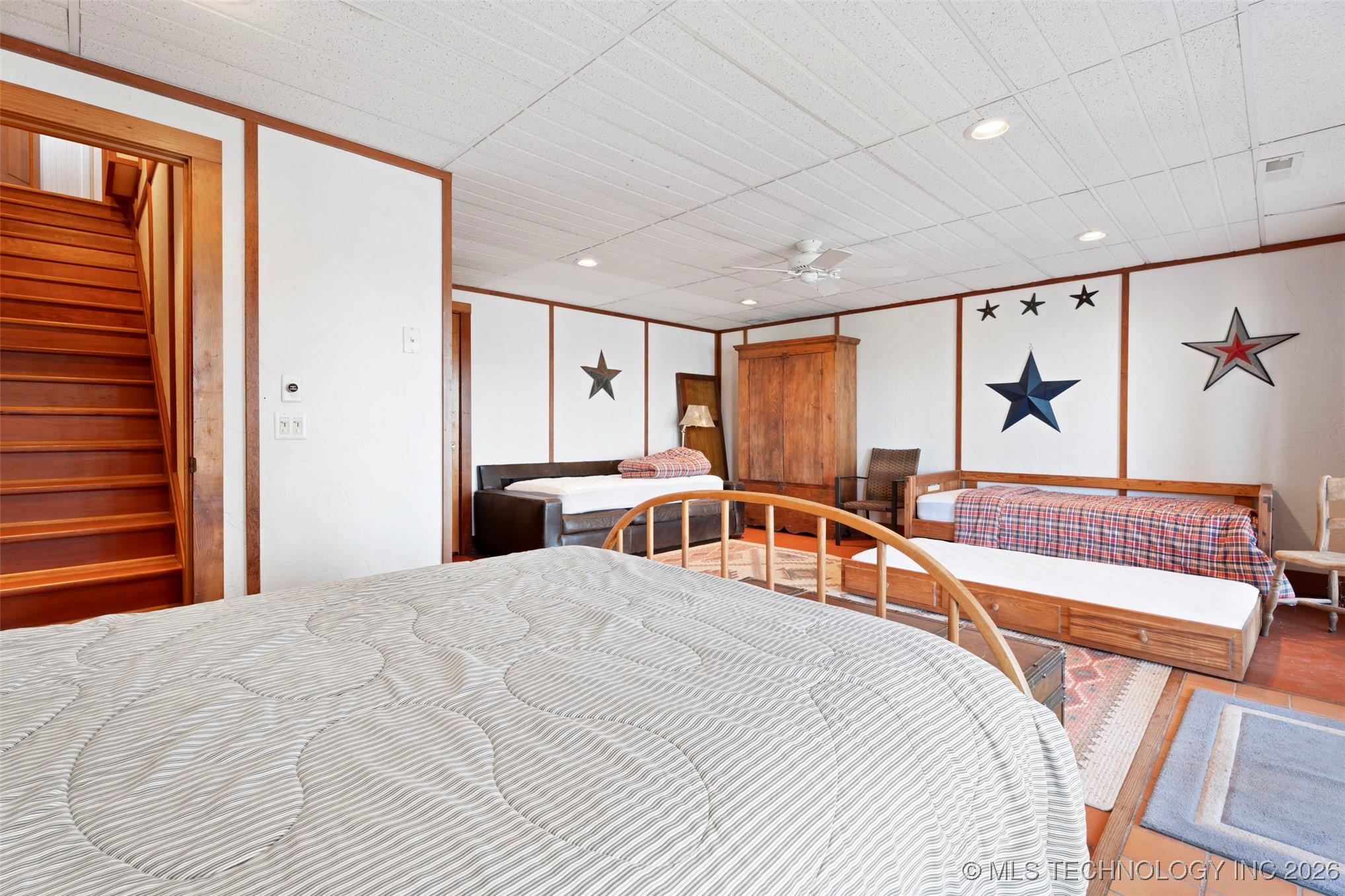 25541 S 676 Road Property Photo 15