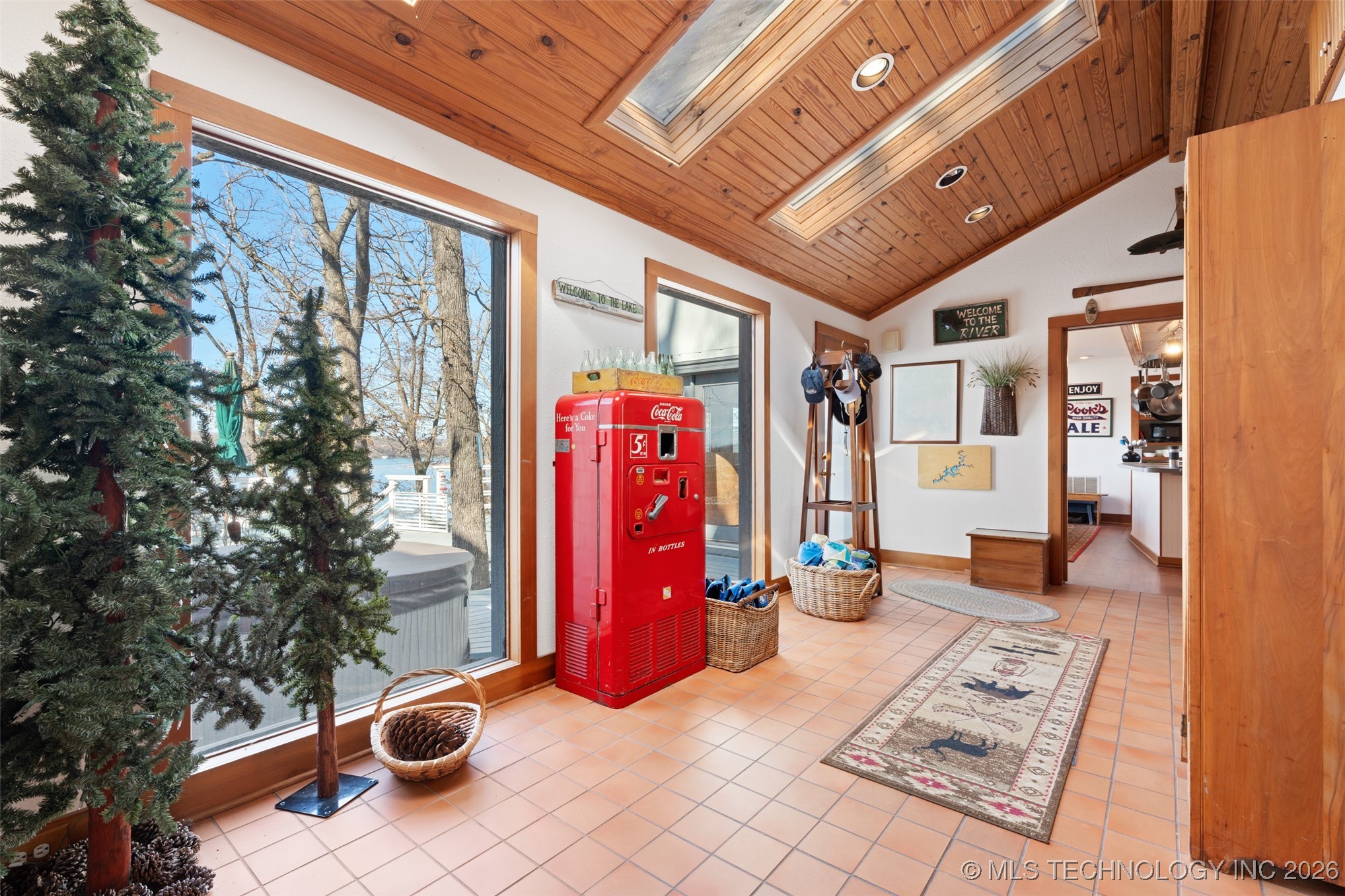 25541 S 676 Road Property Photo 16