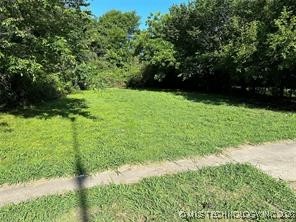 1016 N Wood Drive Property Photo 3