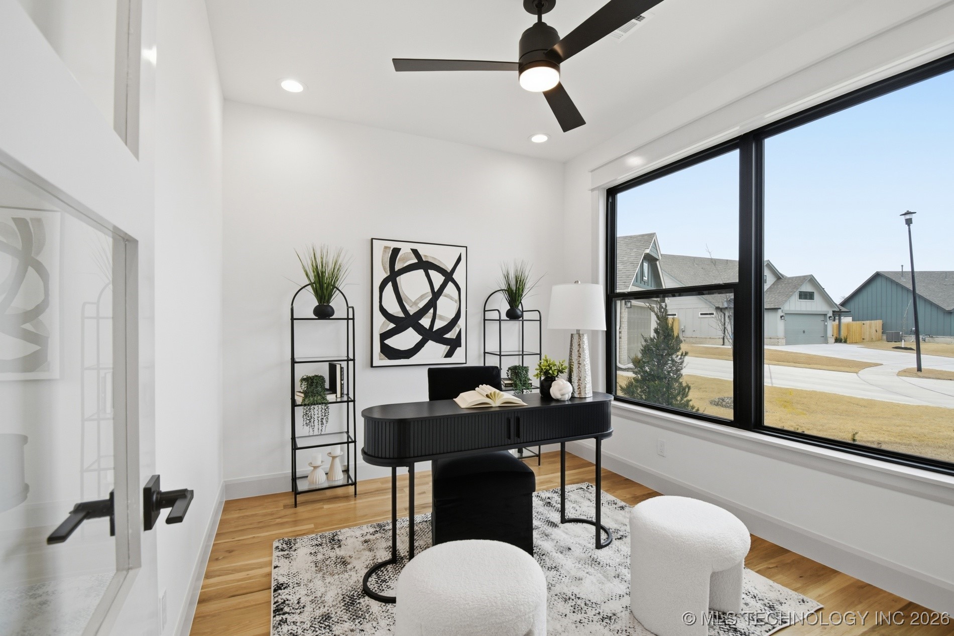 3903 W Ithica Court Property Photo 5