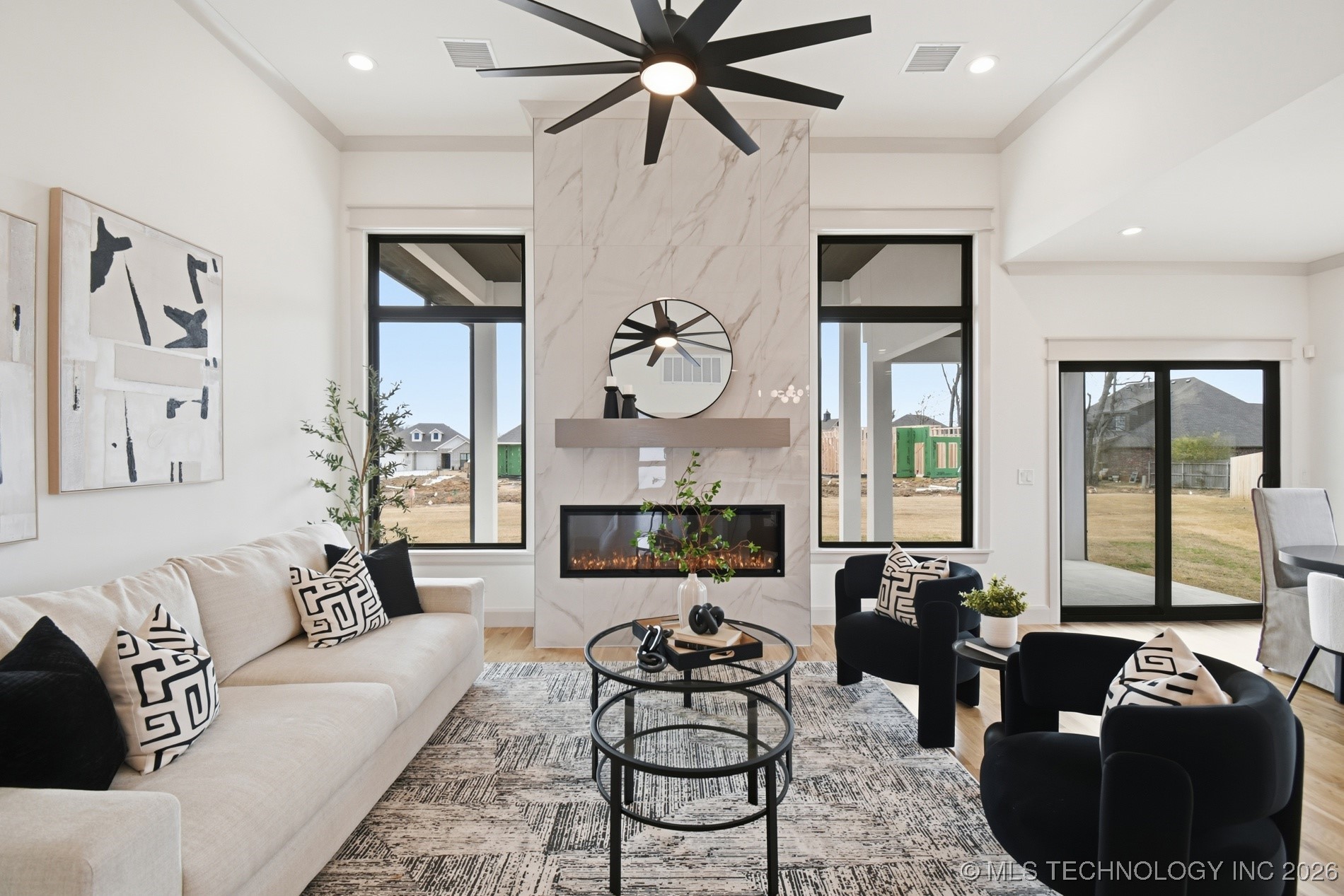 3903 W Ithica Court Property Photo 6