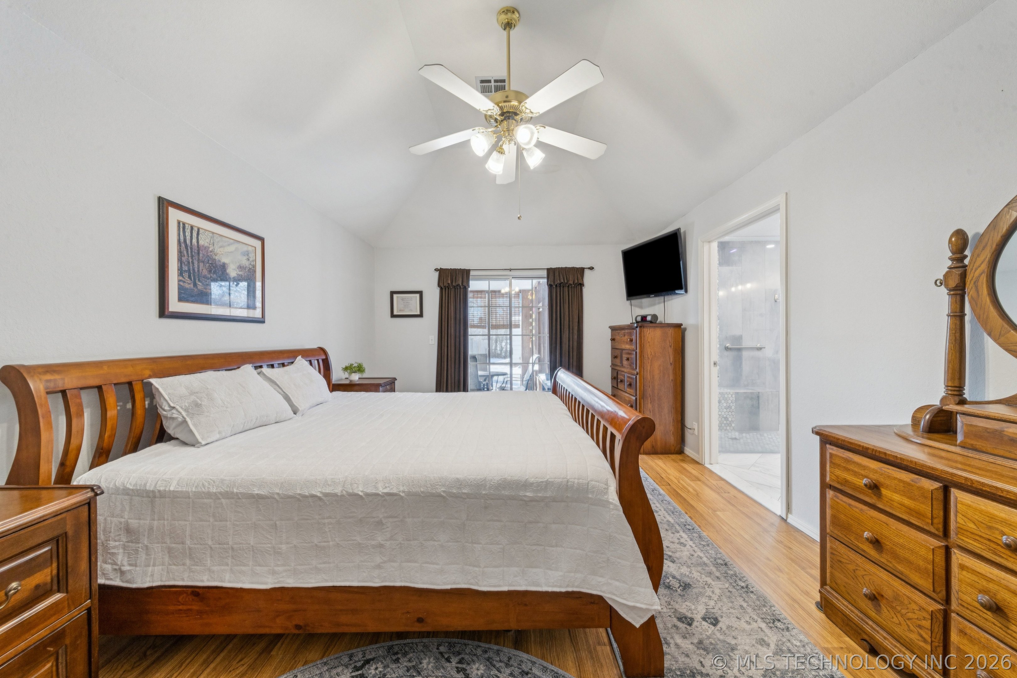 8108 S Juniper Avenue Property Photo 18