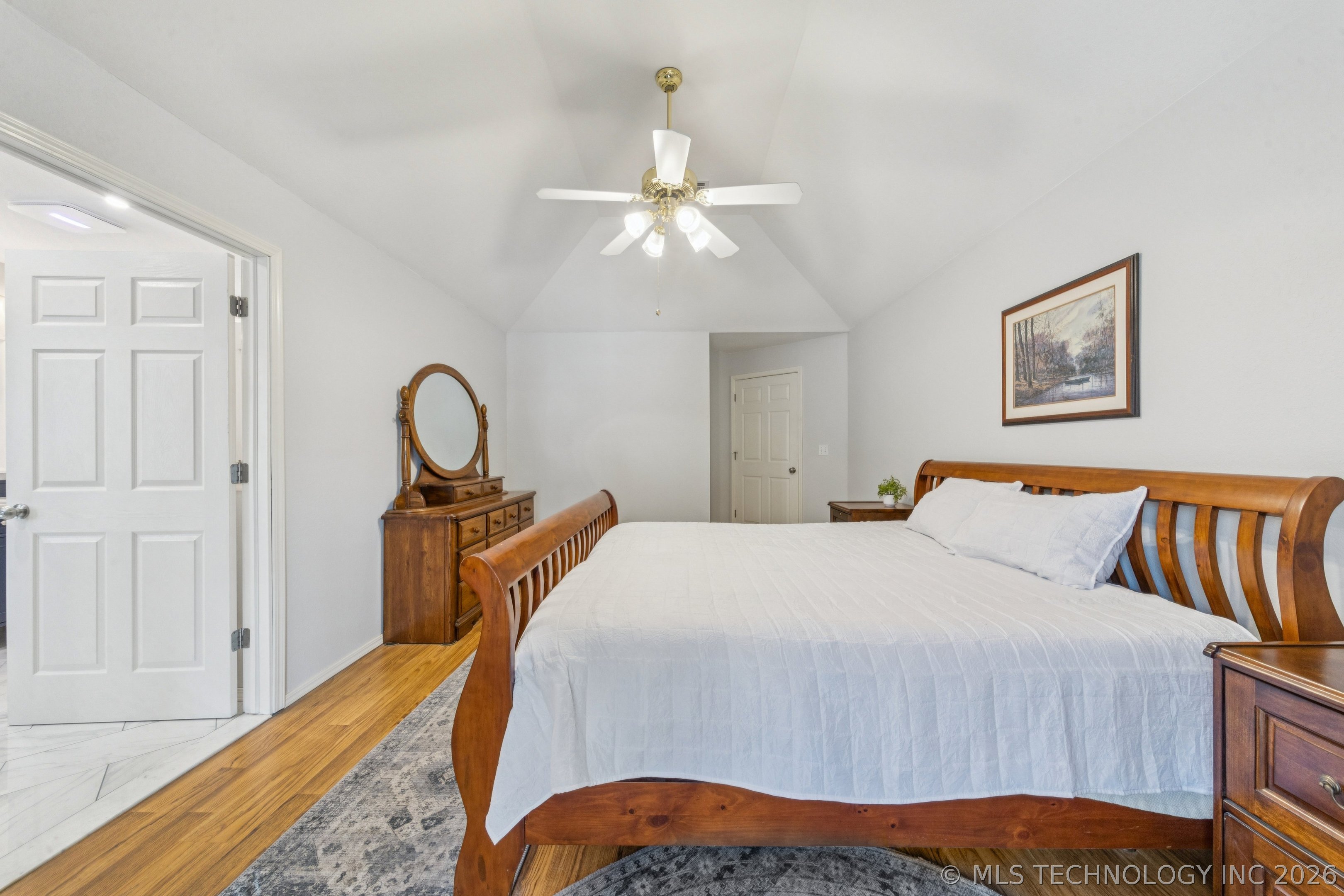 8108 S Juniper Avenue Property Photo 19