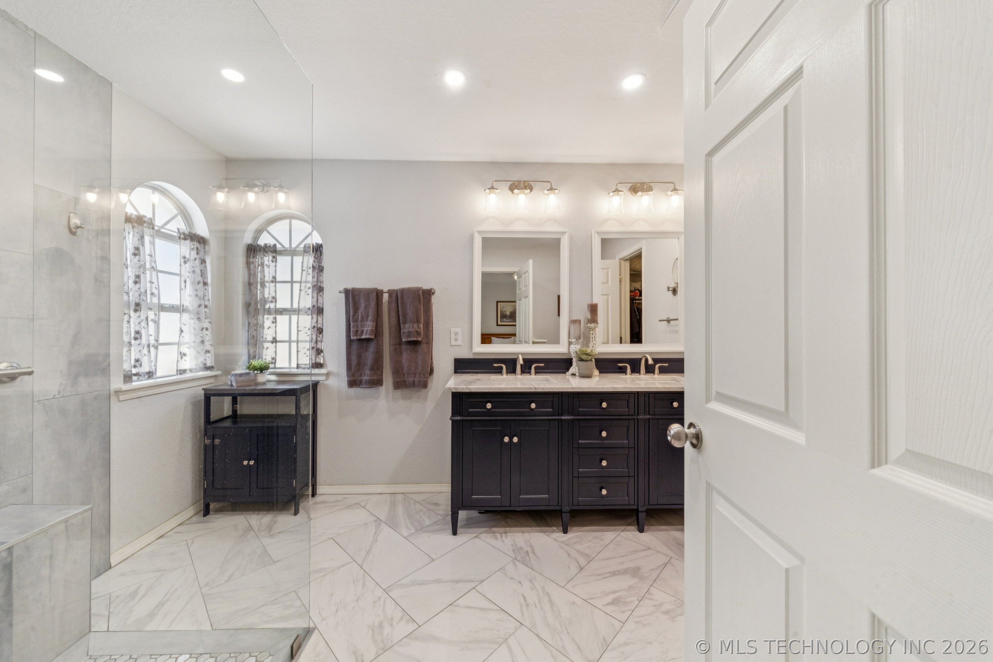 8108 S Juniper Avenue Property Photo 20