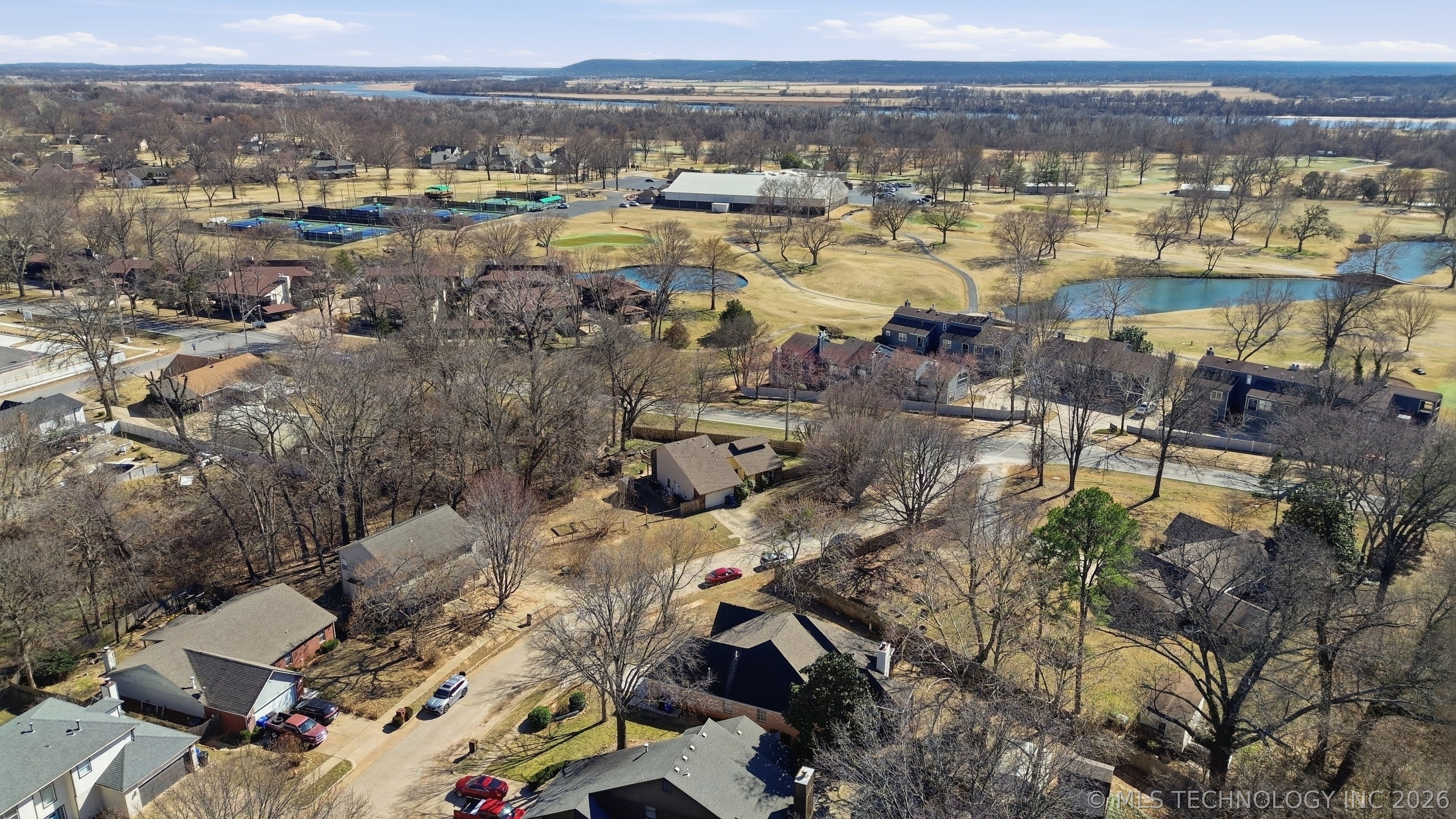 8108 S Juniper Avenue Property Photo 45