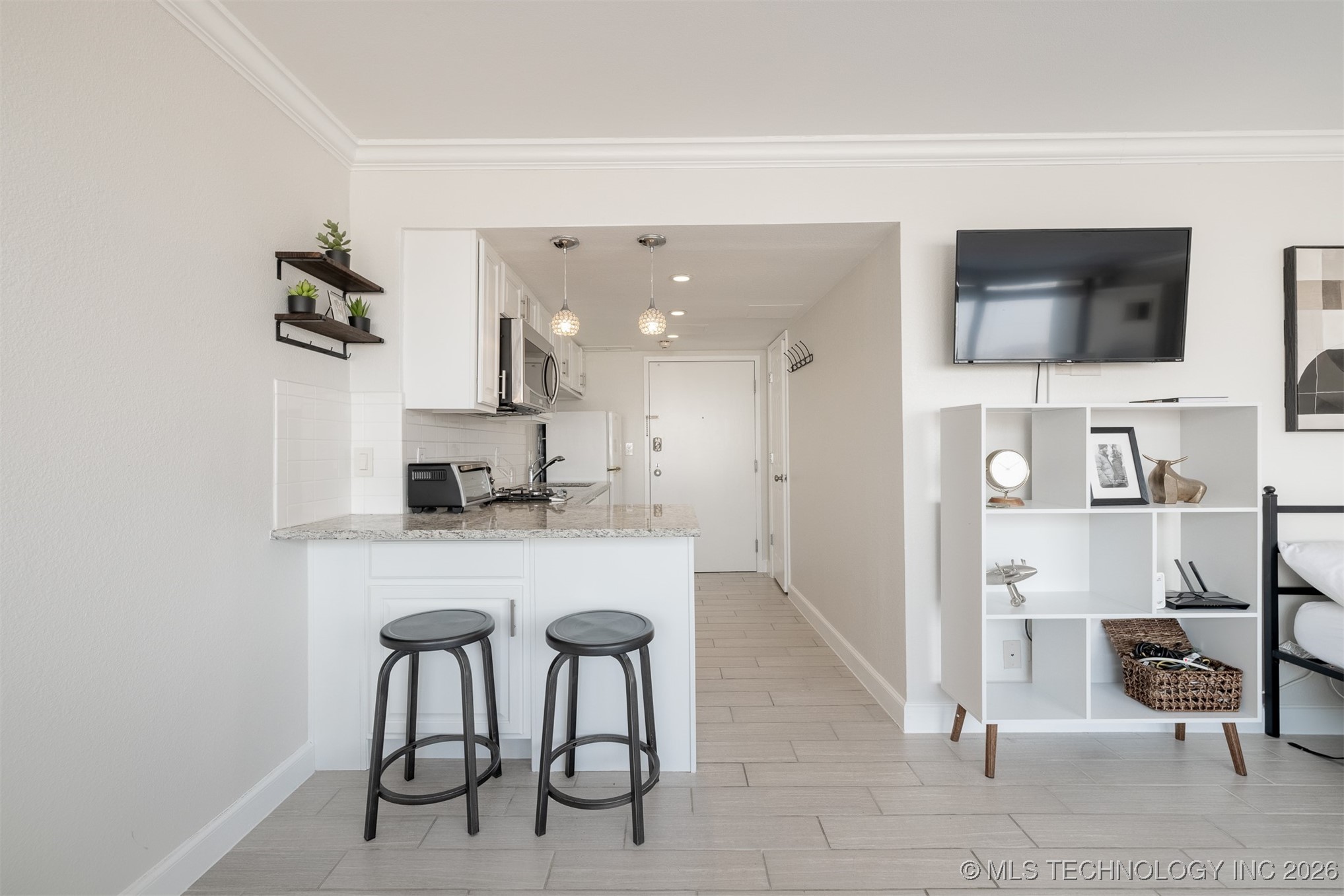 450 W 7th Street 1101 Property Photo 9