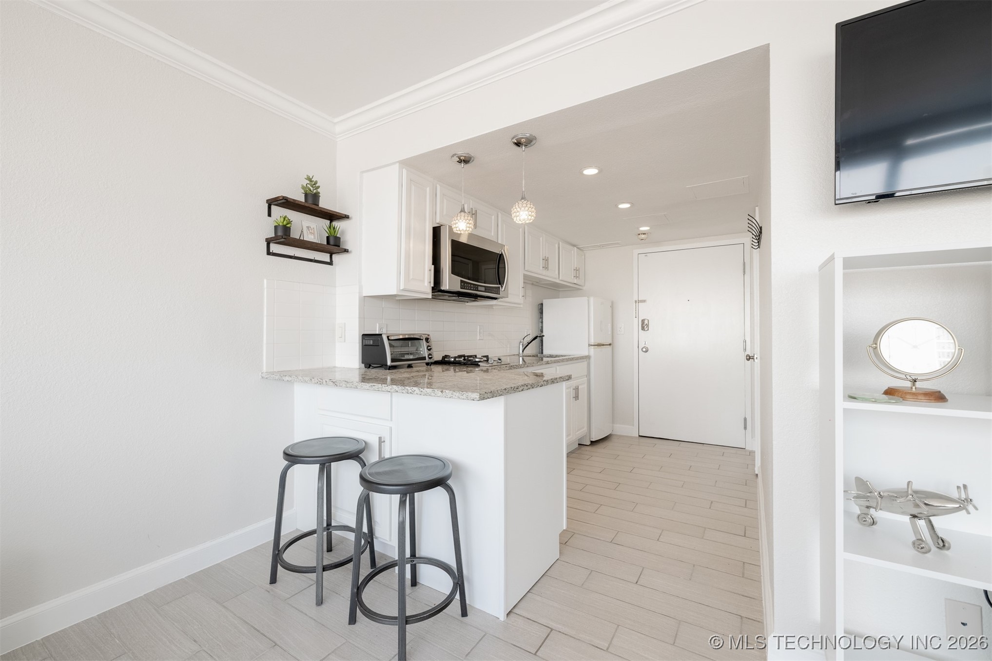 450 W 7th Street 1101 Property Photo 10