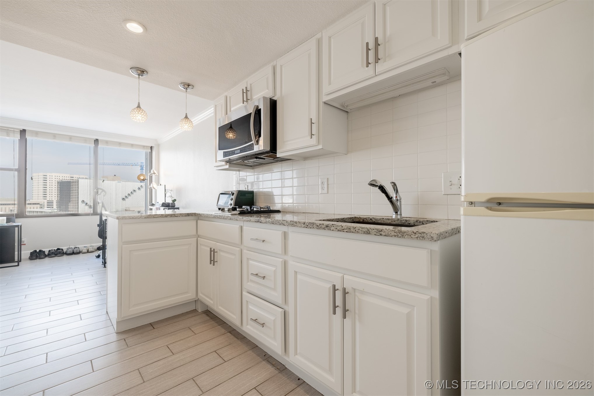 450 W 7th Street 1101 Property Photo 12