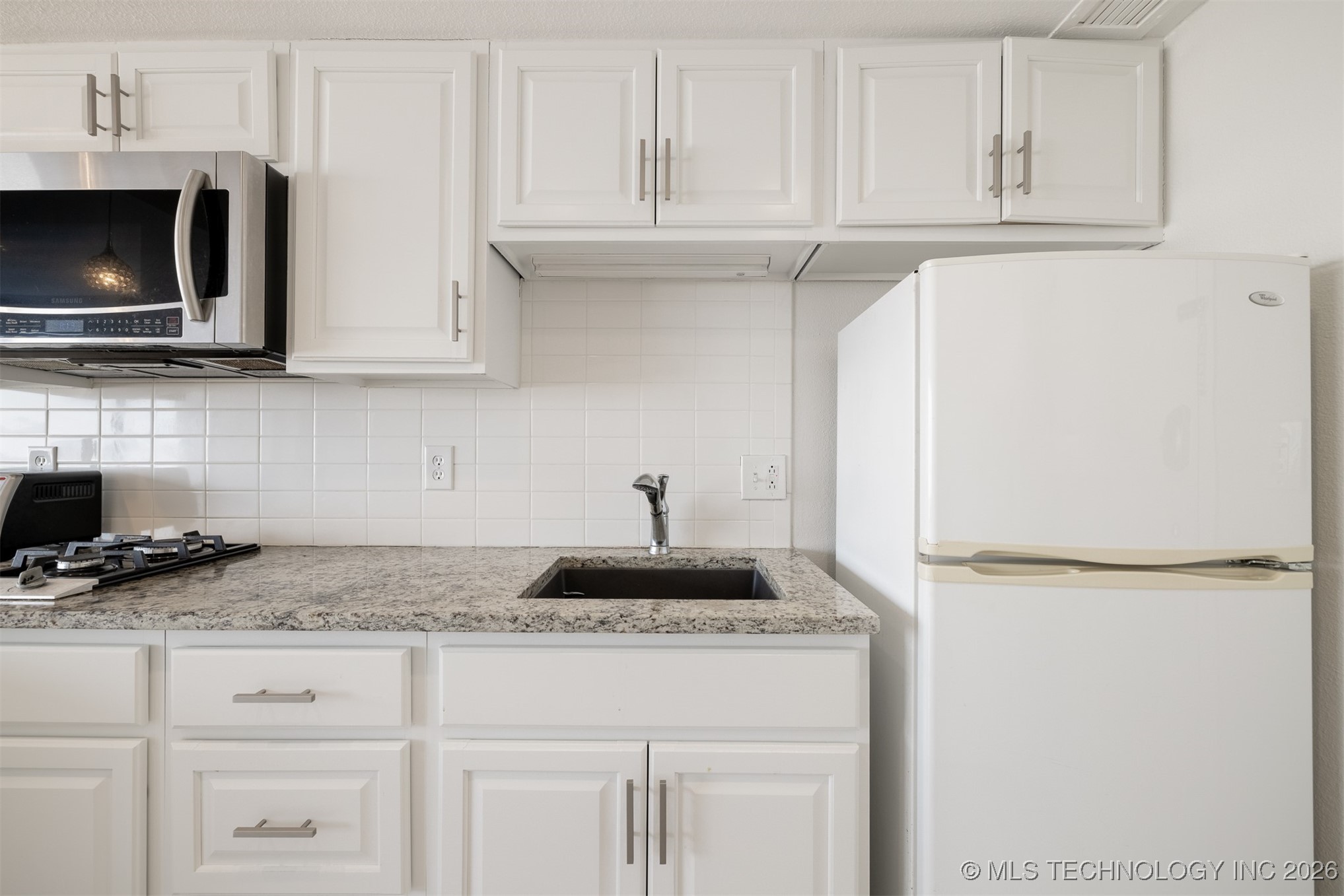 450 W 7th Street 1101 Property Photo 14