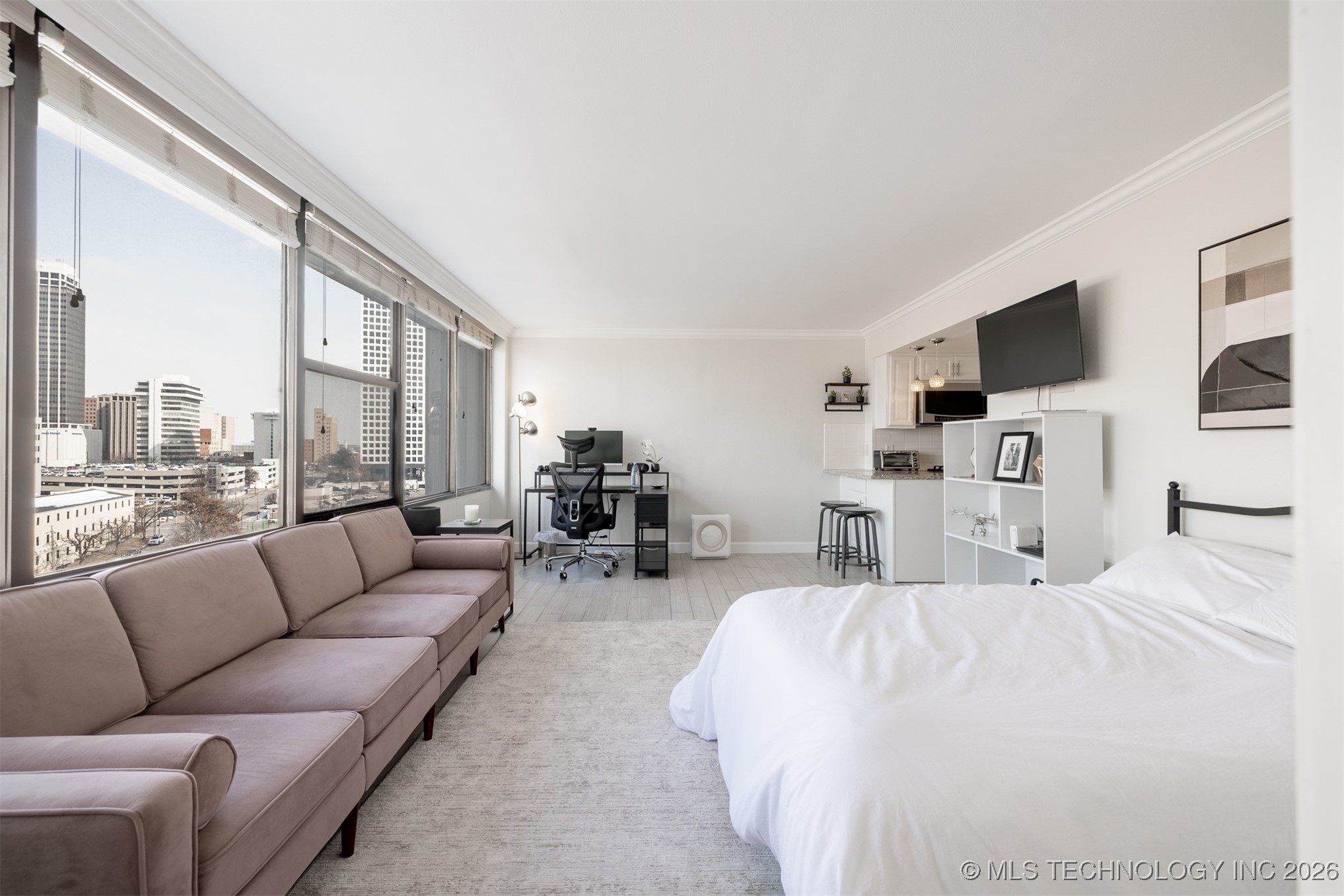 450 W 7th Street 1101 Property Photo 15