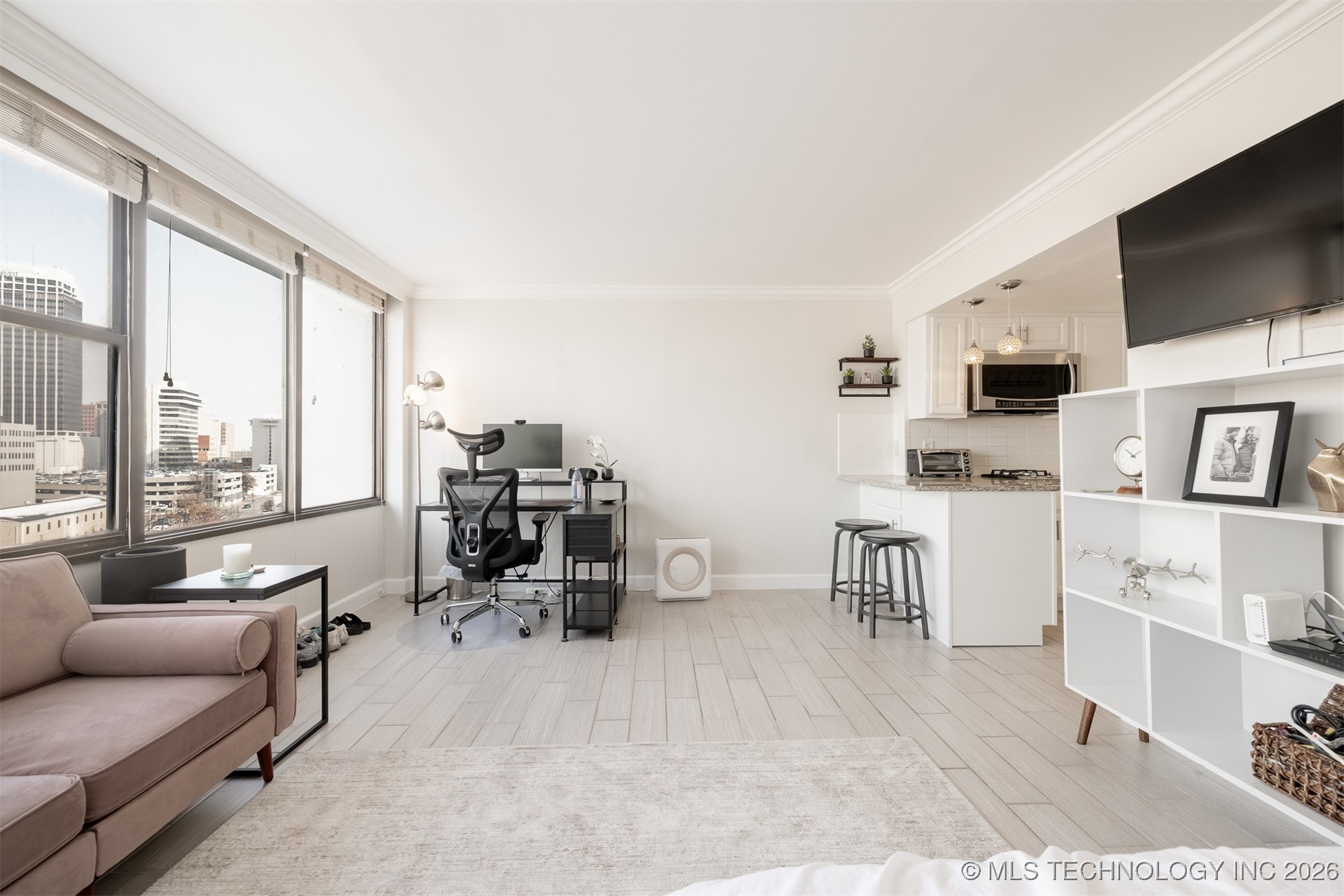 450 W 7th Street 1101 Property Photo 16