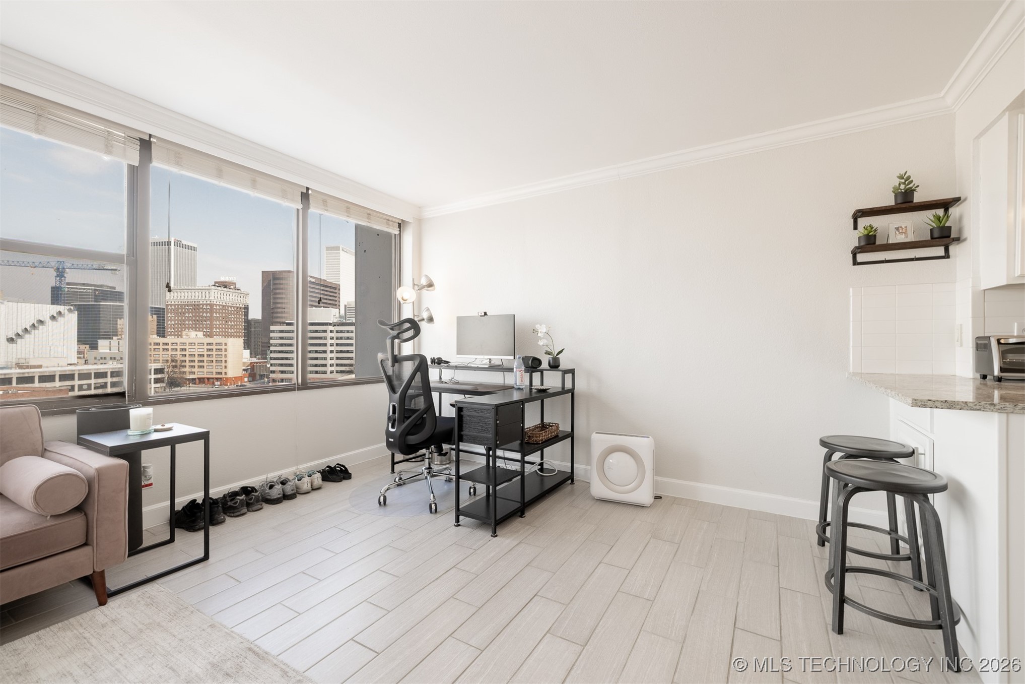 450 W 7th Street 1101 Property Photo 17