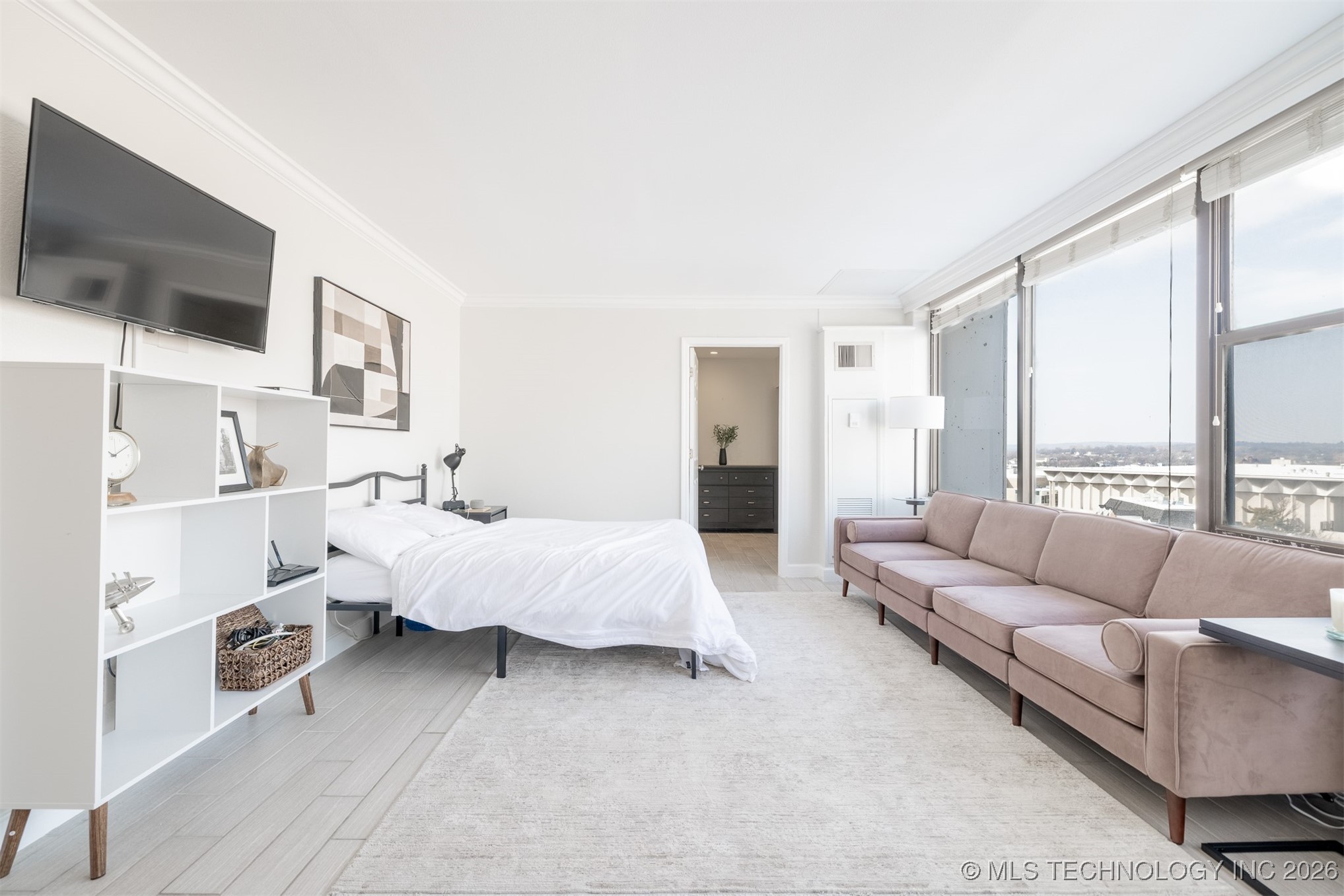 450 W 7th Street 1101 Property Photo 18