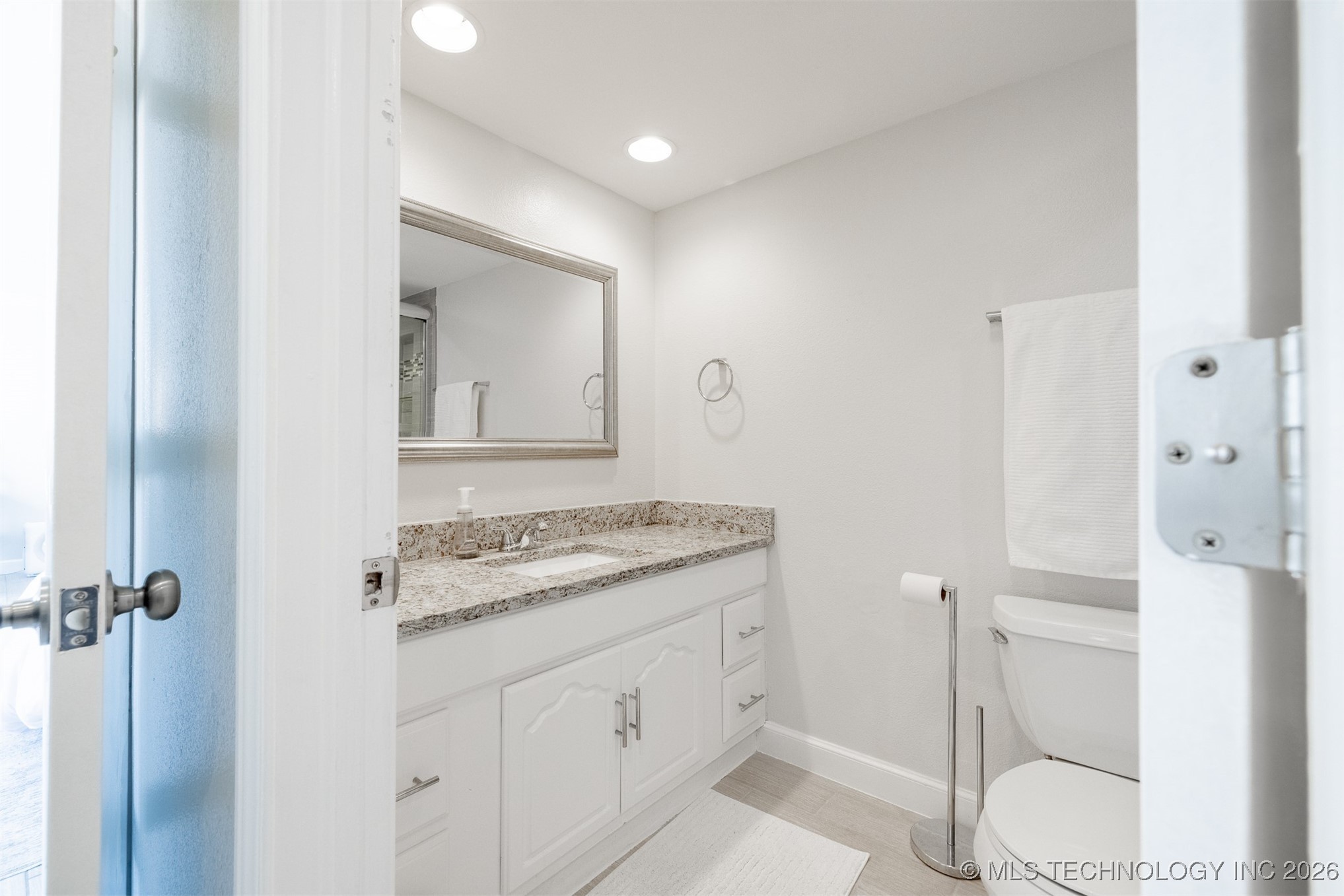 450 W 7th Street 1101 Property Photo 21