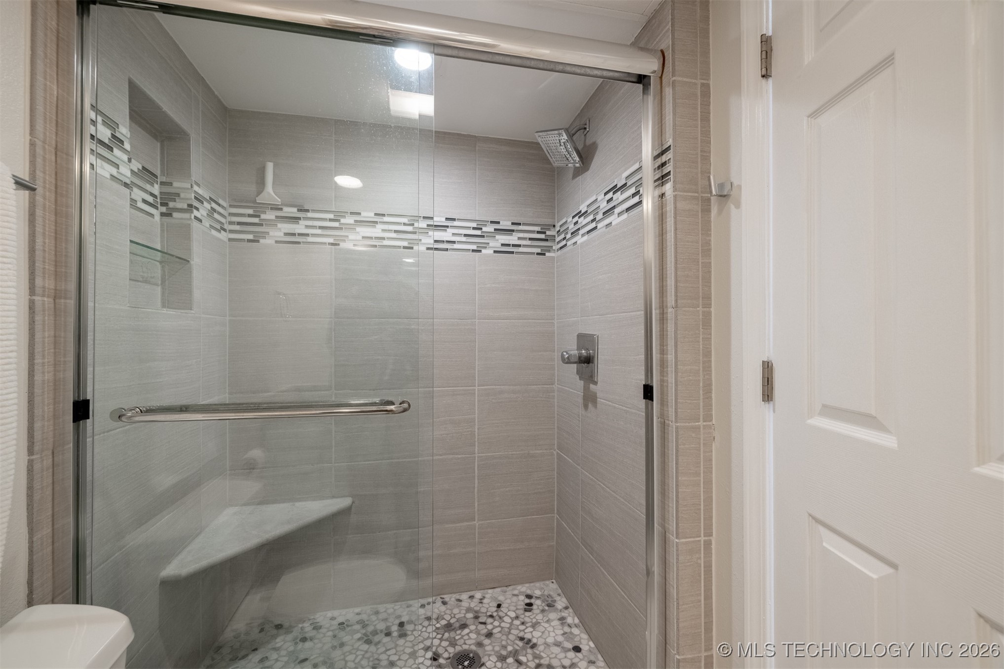 450 W 7th Street 1101 Property Photo 22