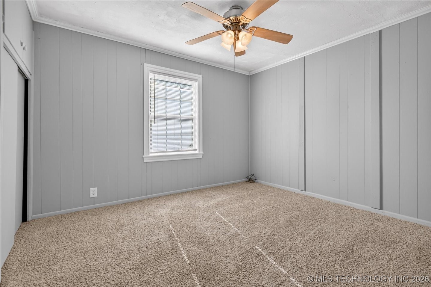 1635 S Maple Avenue Property Photo 23