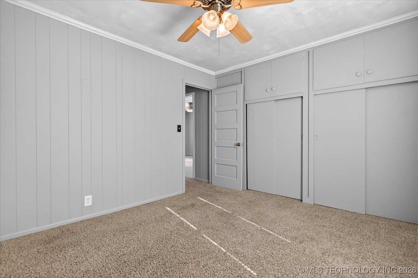 1635 S Maple Avenue Property Photo 24