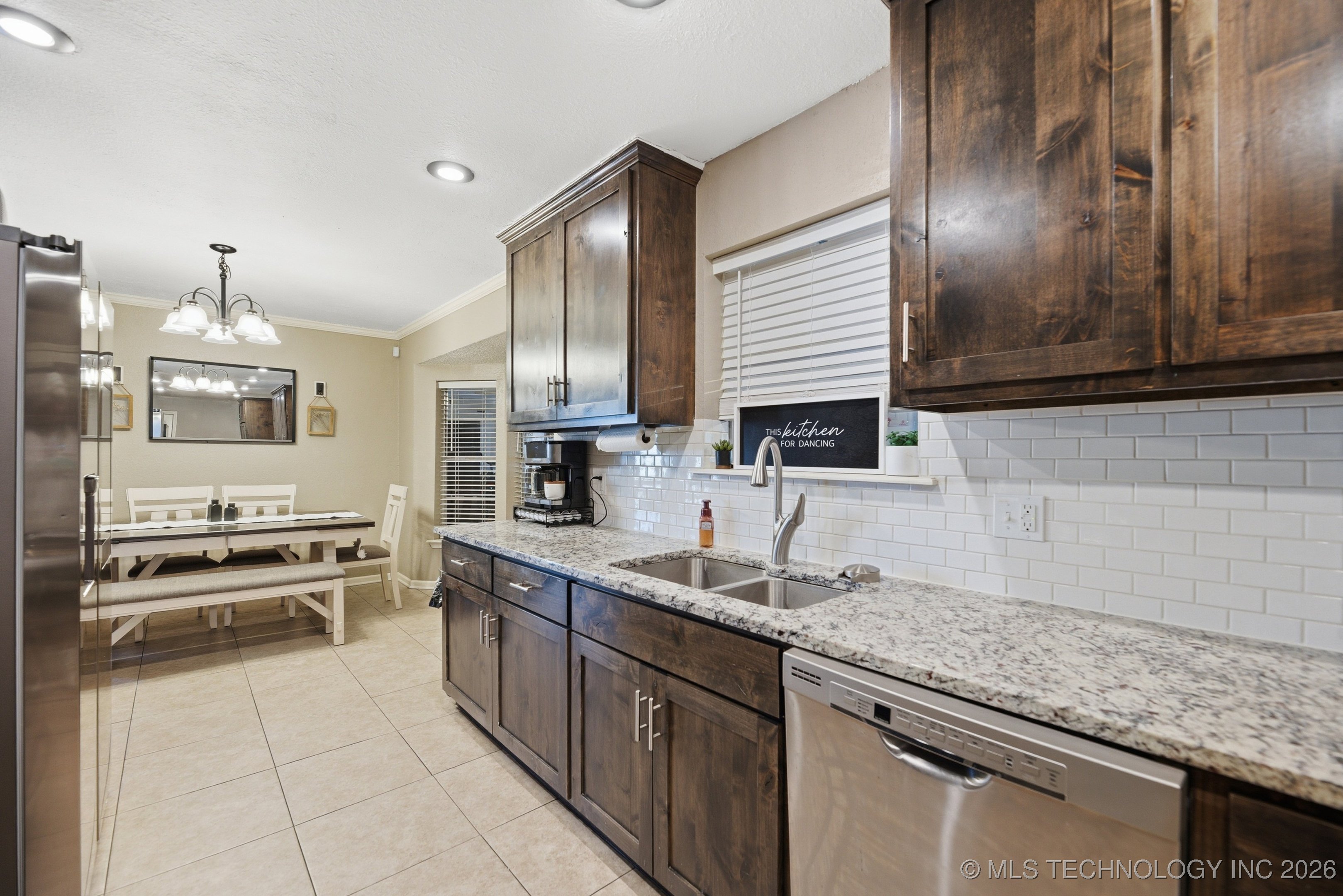 31919 E 61st Street S Property Photo 9