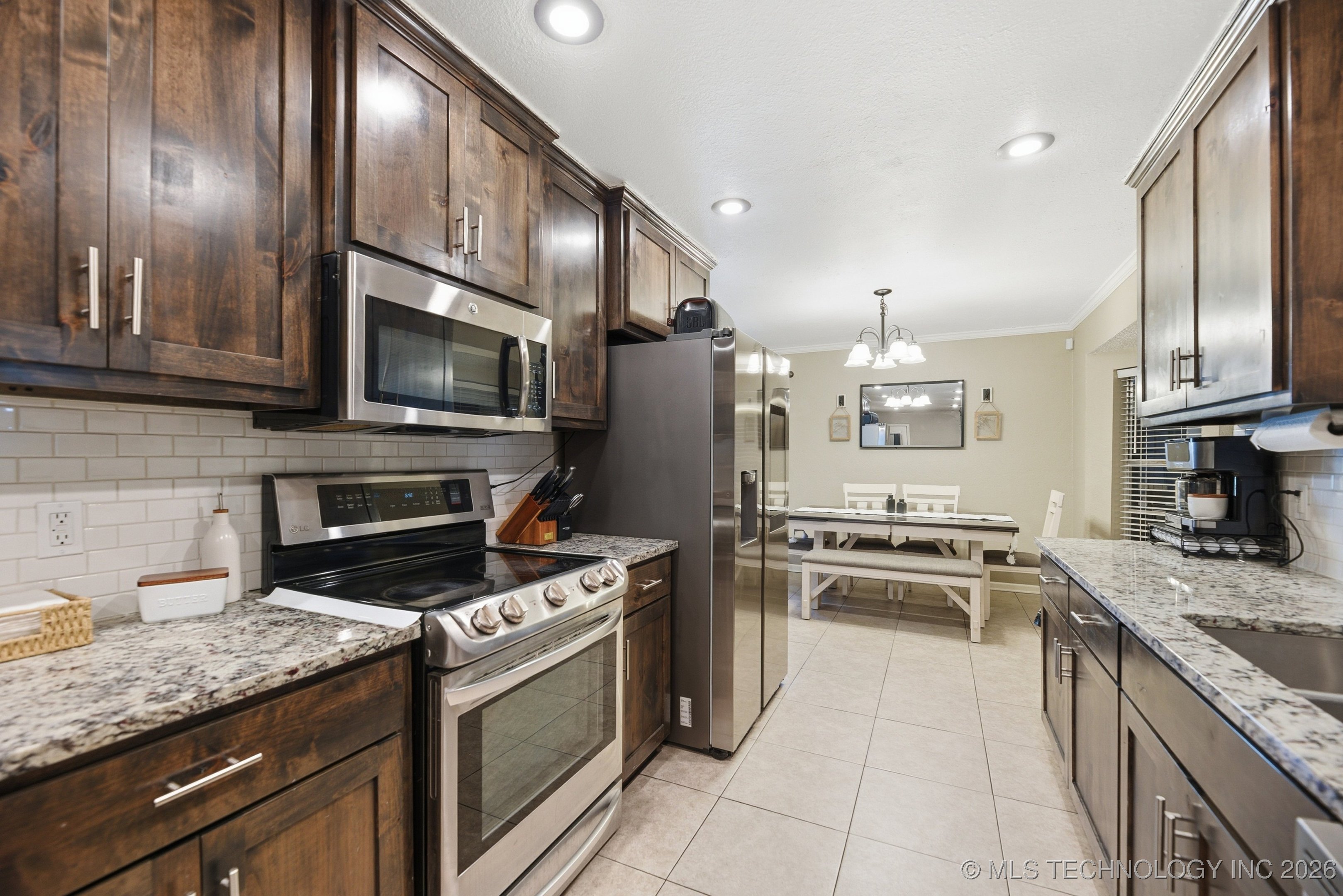 31919 E 61st Street S Property Photo 10