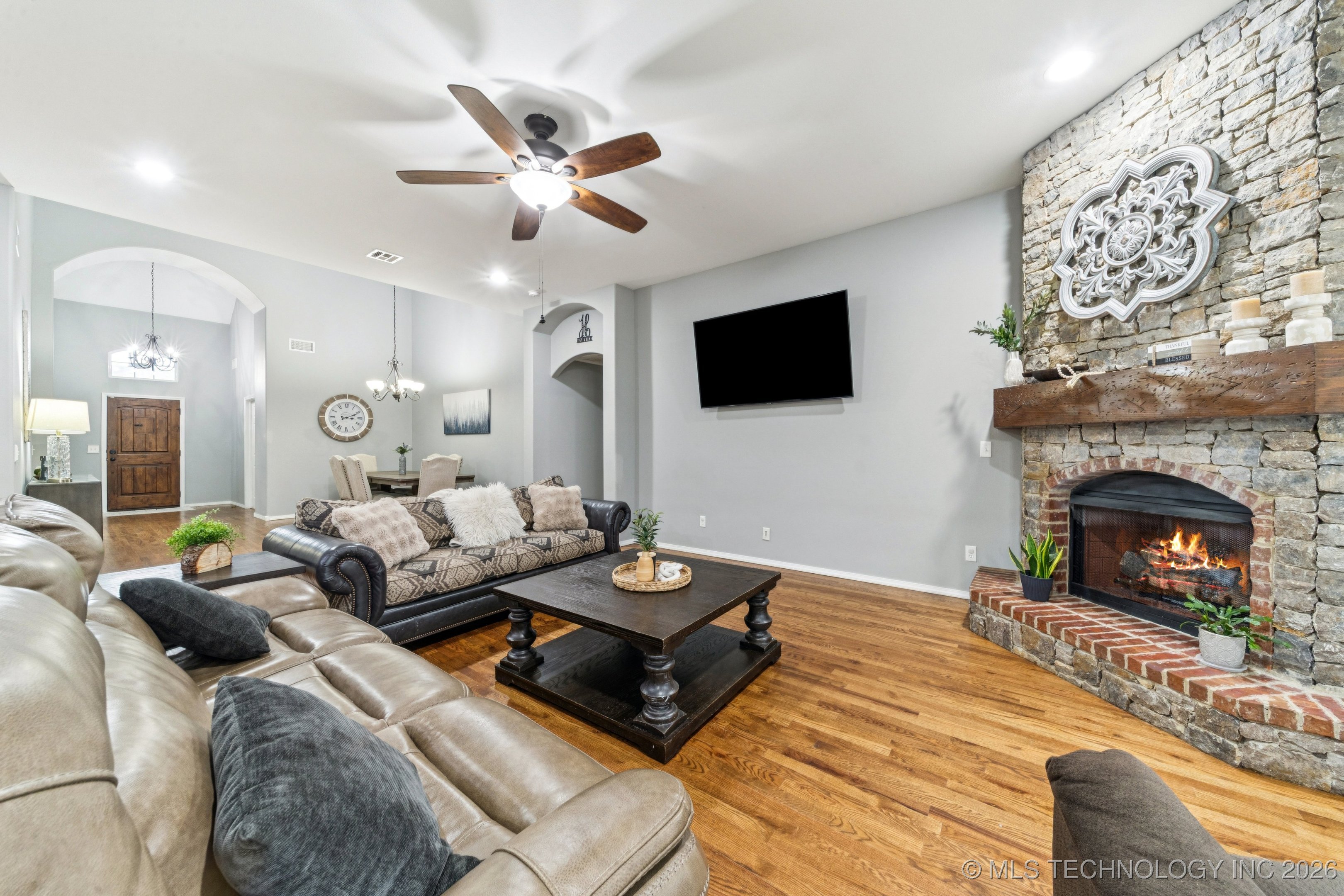 9314 N 93rd East Avenue Property Photo 10