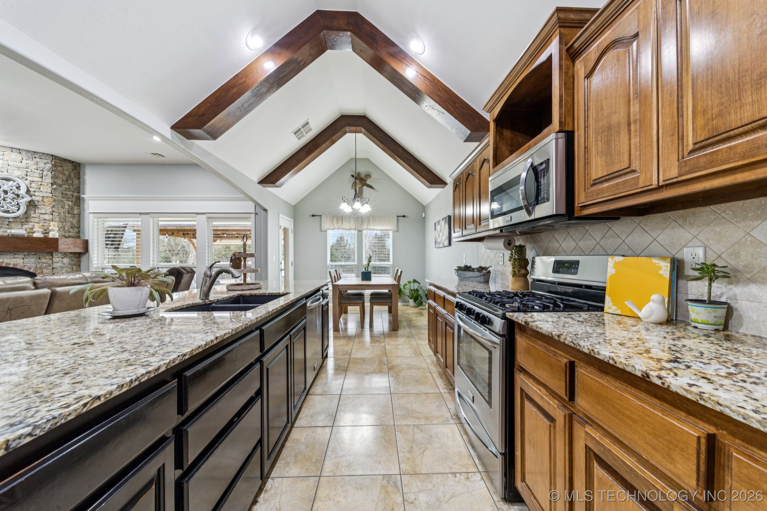 9314 N 93rd East Avenue Property Photo 13