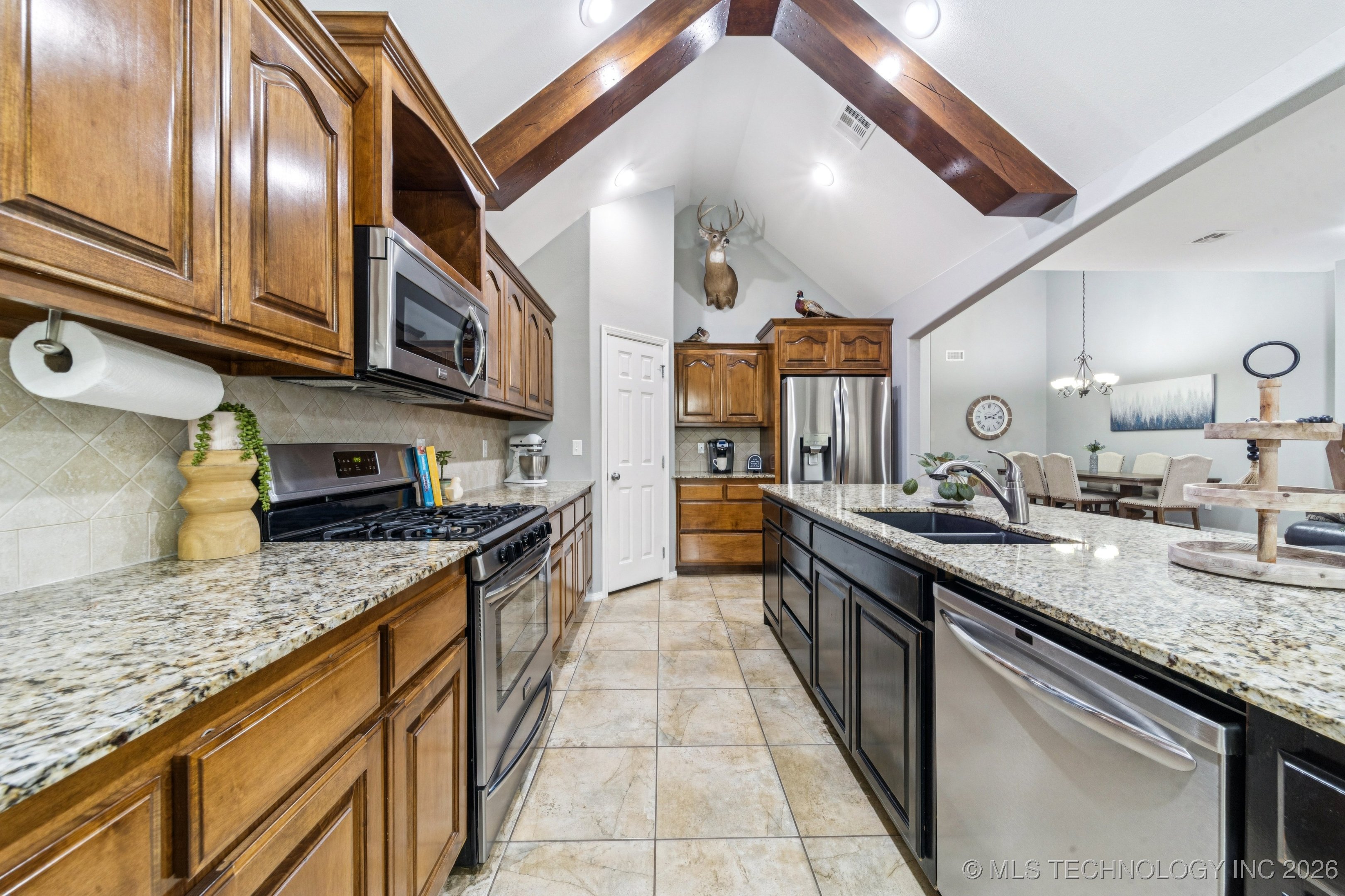 9314 N 93rd East Avenue Property Photo 15