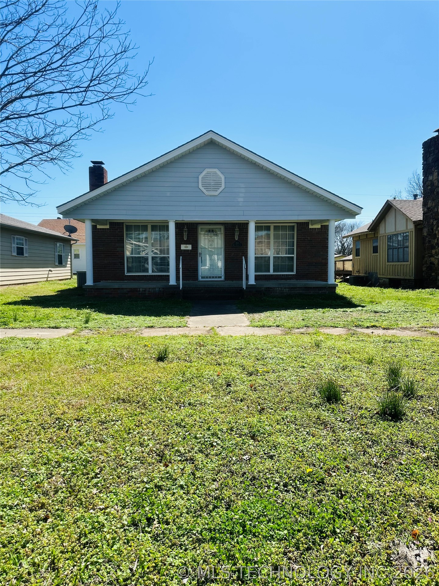 803 W Moore Street Property Photo 2