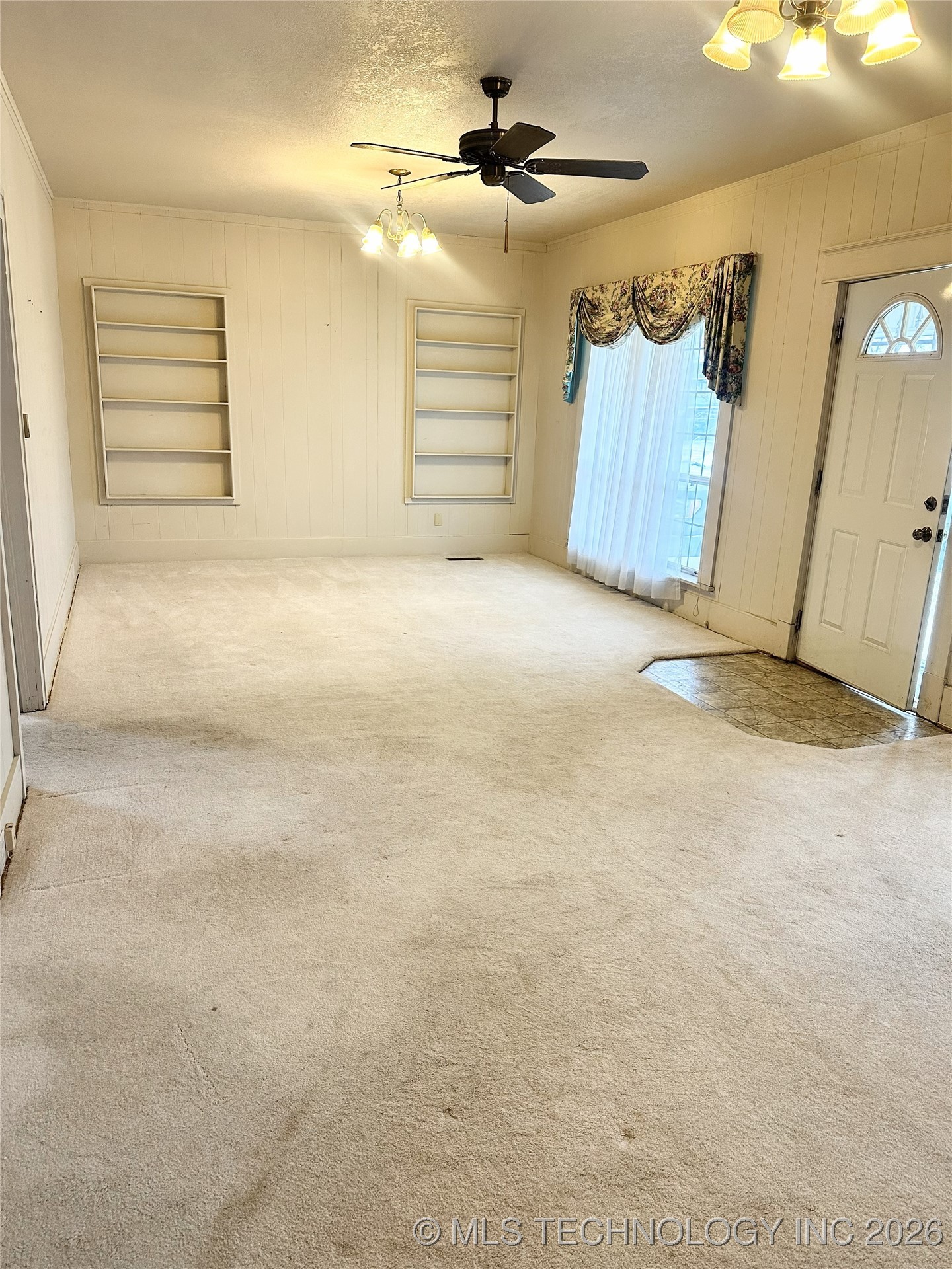 803 W Moore Street Property Photo 5