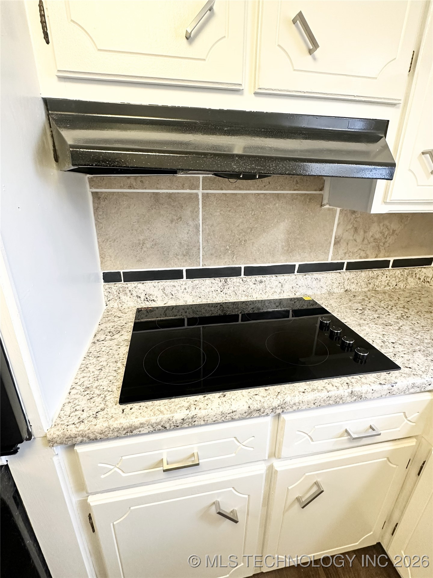 803 W Moore Street Property Photo 12