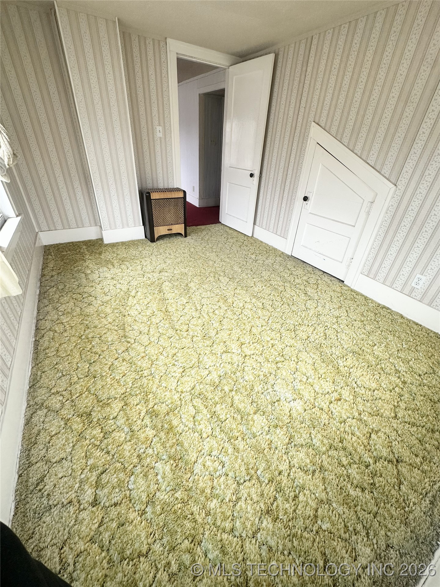 803 W Moore Street Property Photo 21