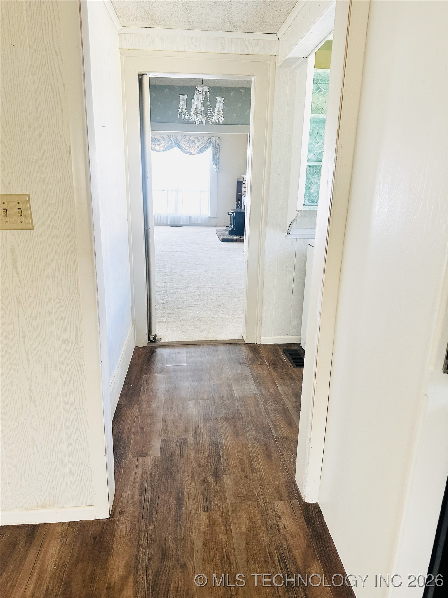 803 W Moore Street Property Photo 33