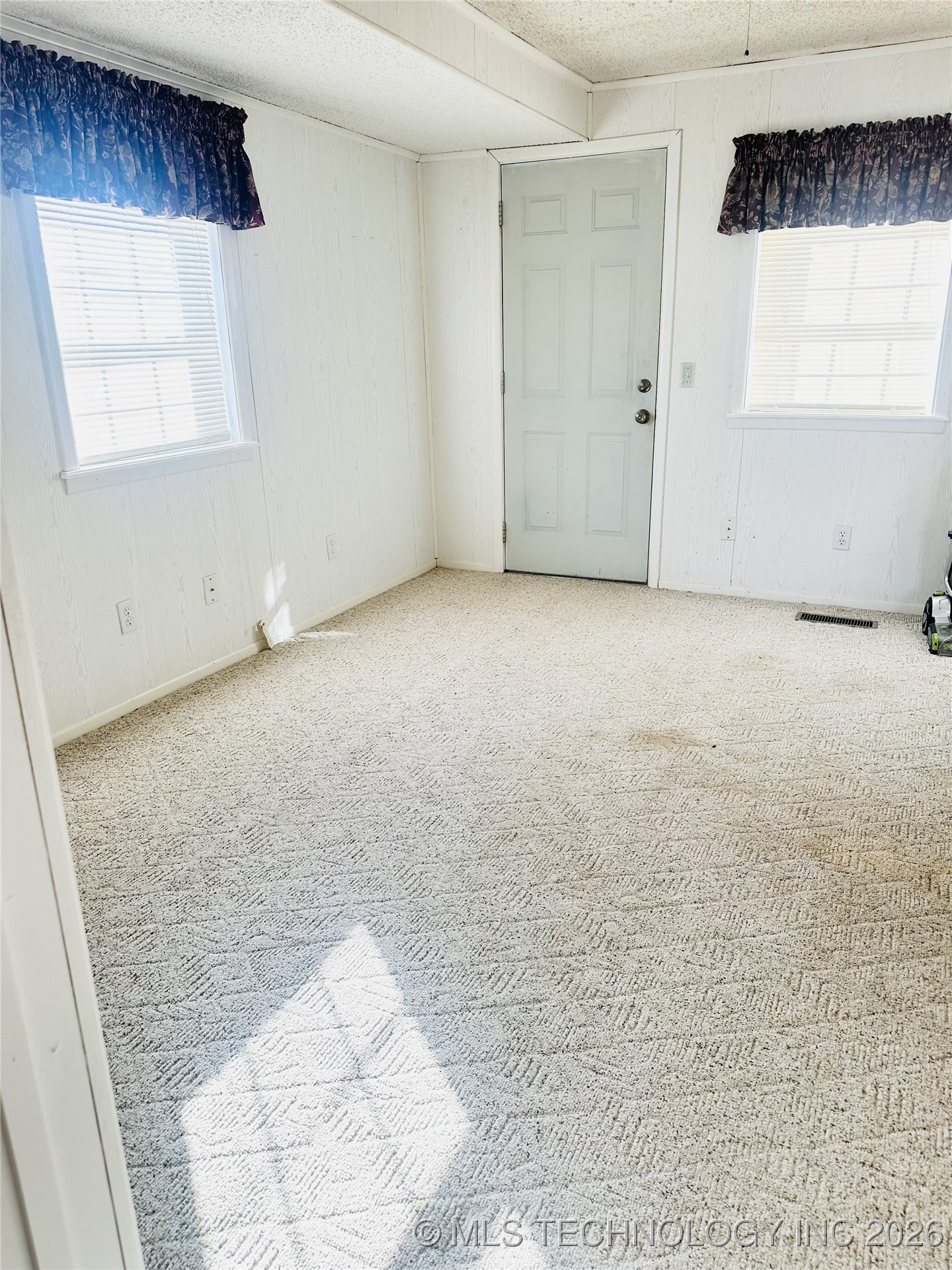 803 W Moore Street Property Photo 39