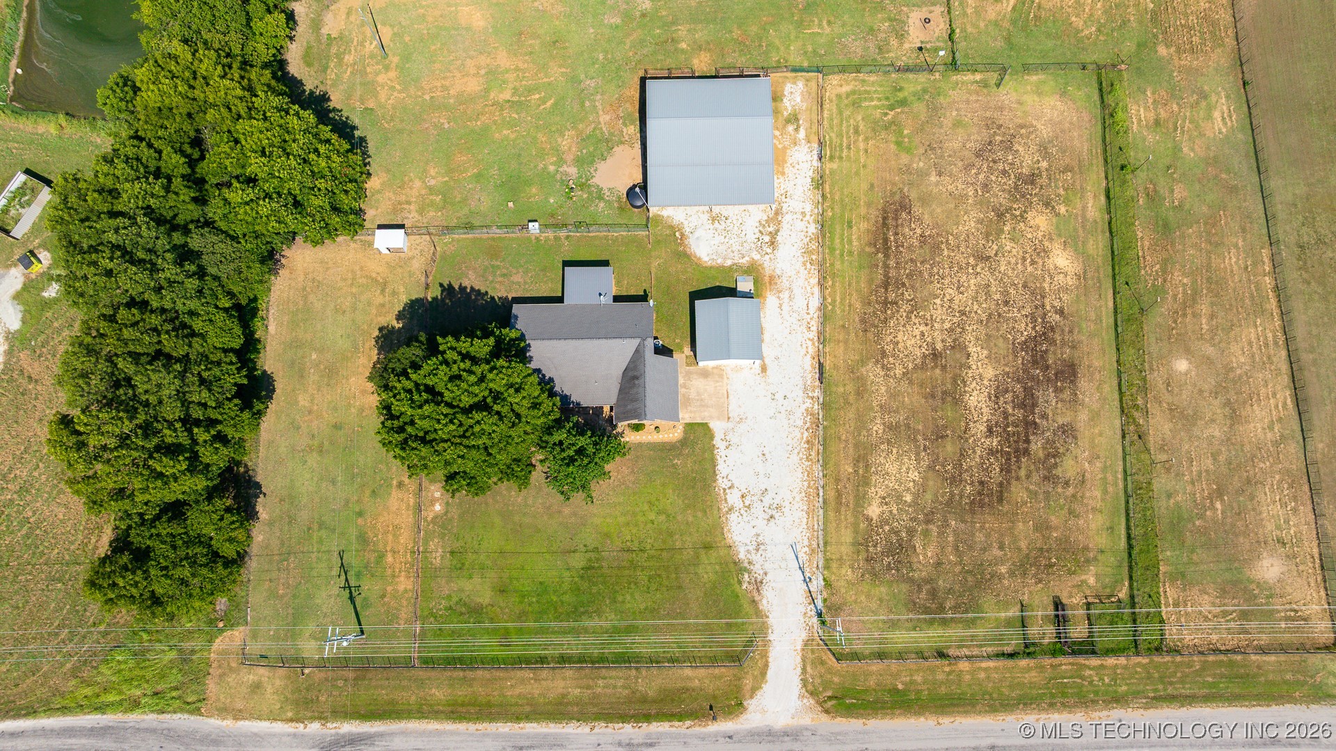 19034 County Road 3590 Property Photo 6