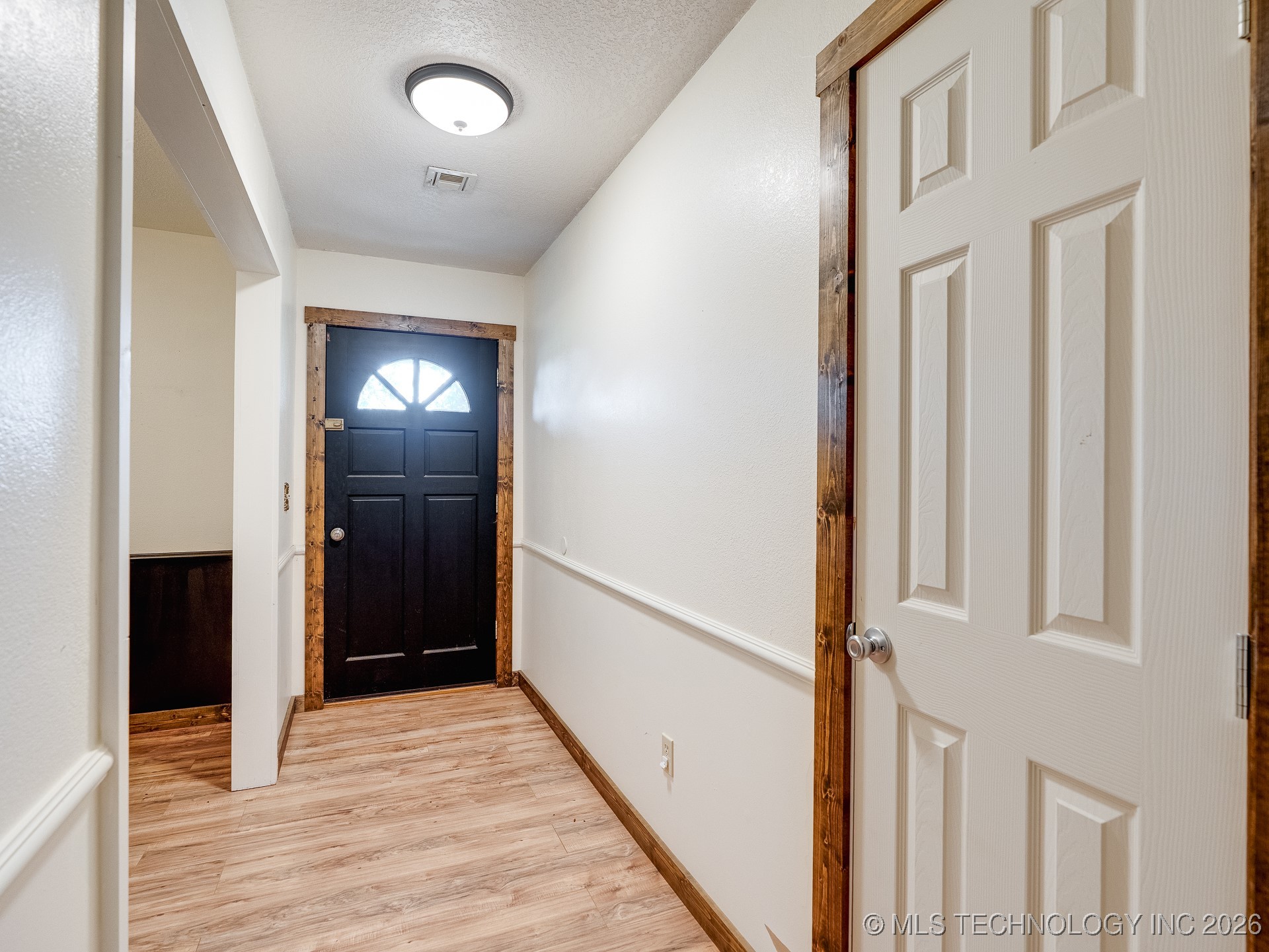 19034 County Road 3590 Property Photo 11