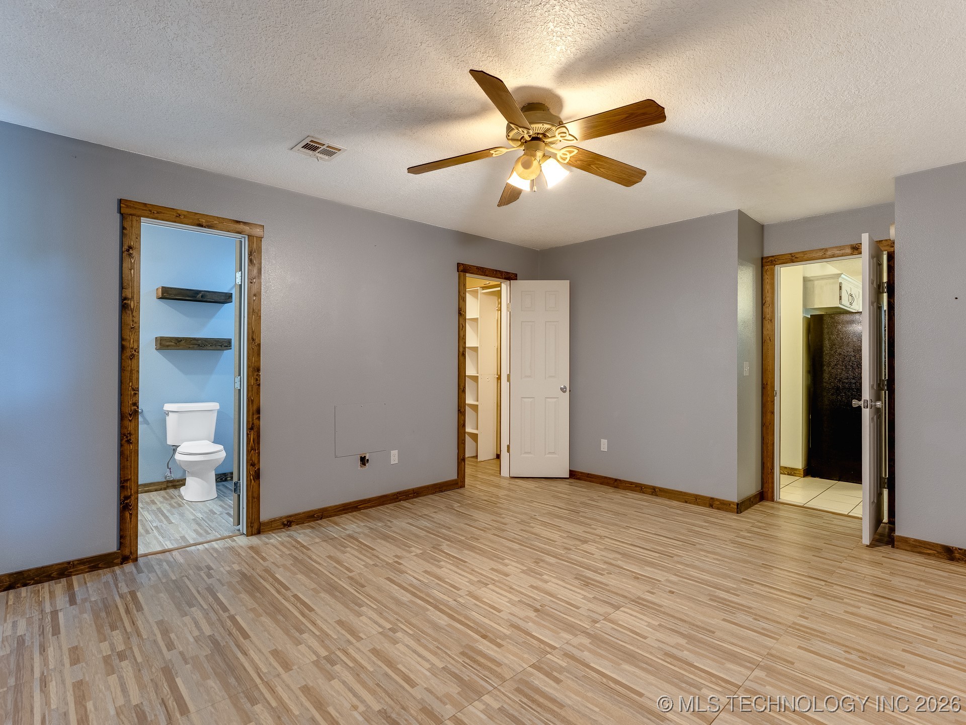 19034 County Road 3590 Property Photo 19