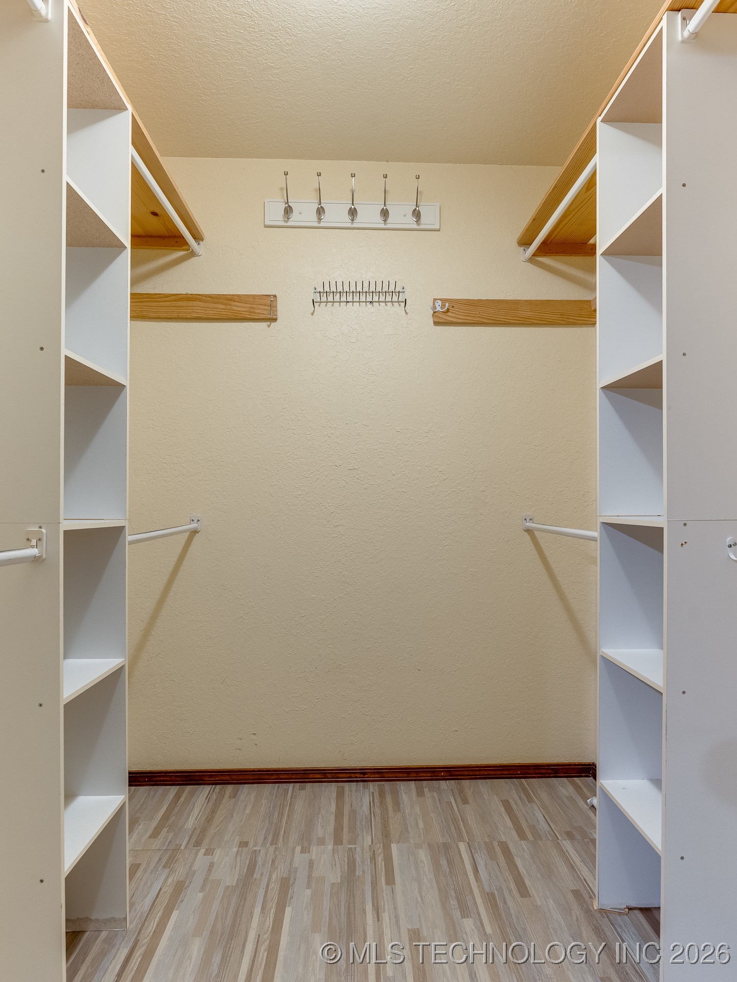 19034 County Road 3590 Property Photo 20