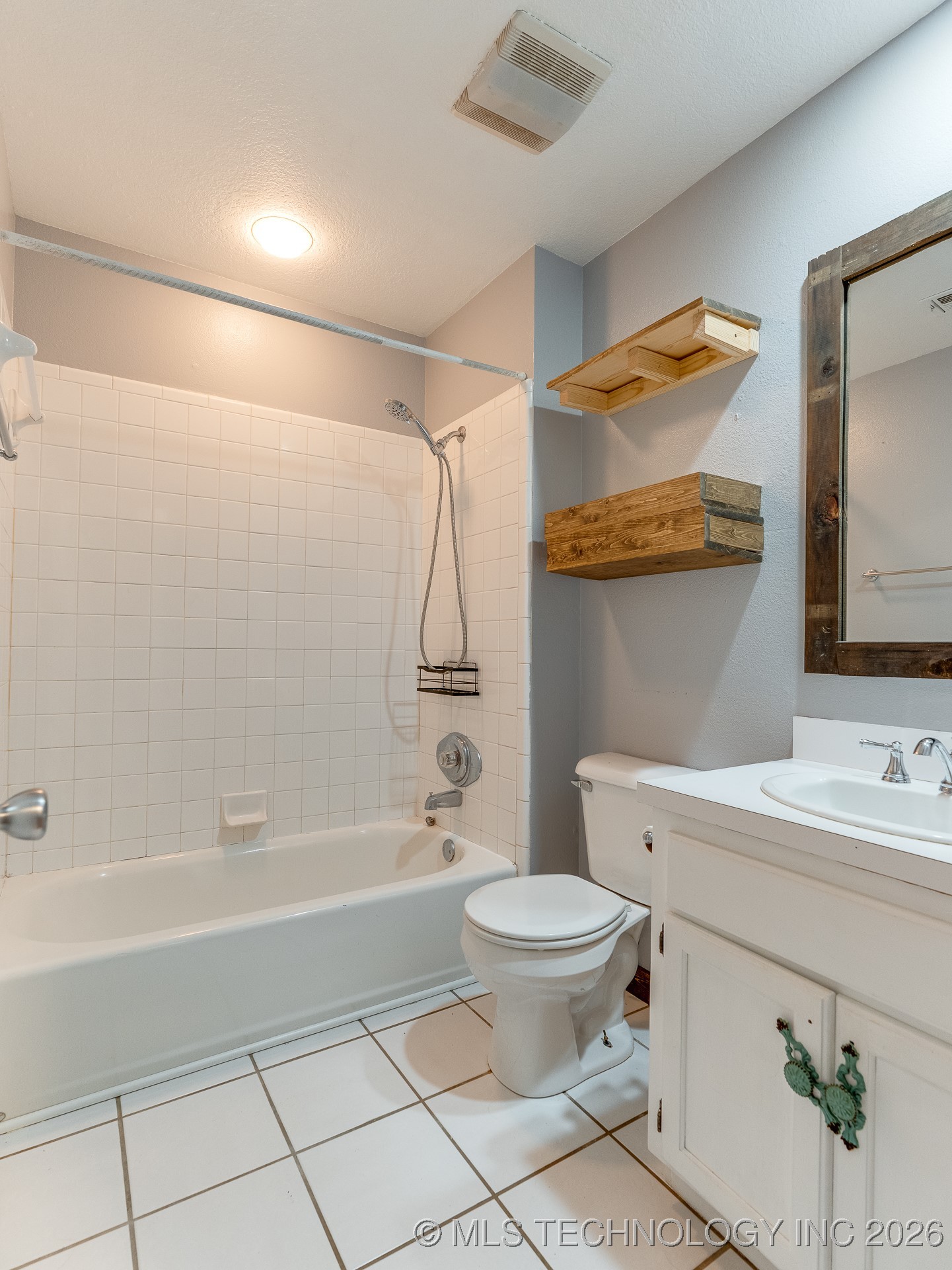 19034 County Road 3590 Property Photo 28