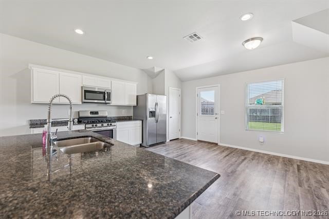 1909 S 12th Street Property Photo 8