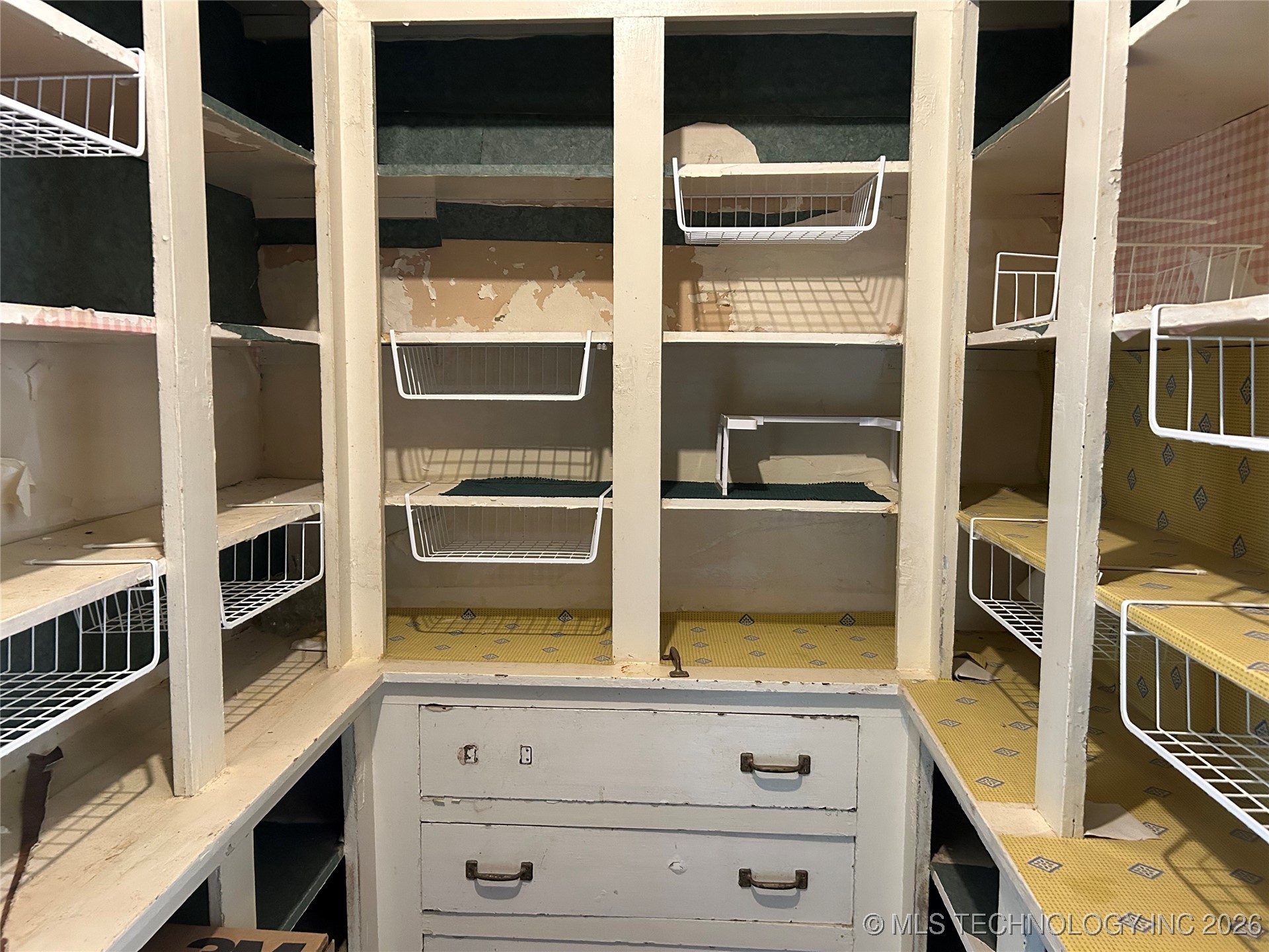 423 Kendall Boulevard Property Photo 8