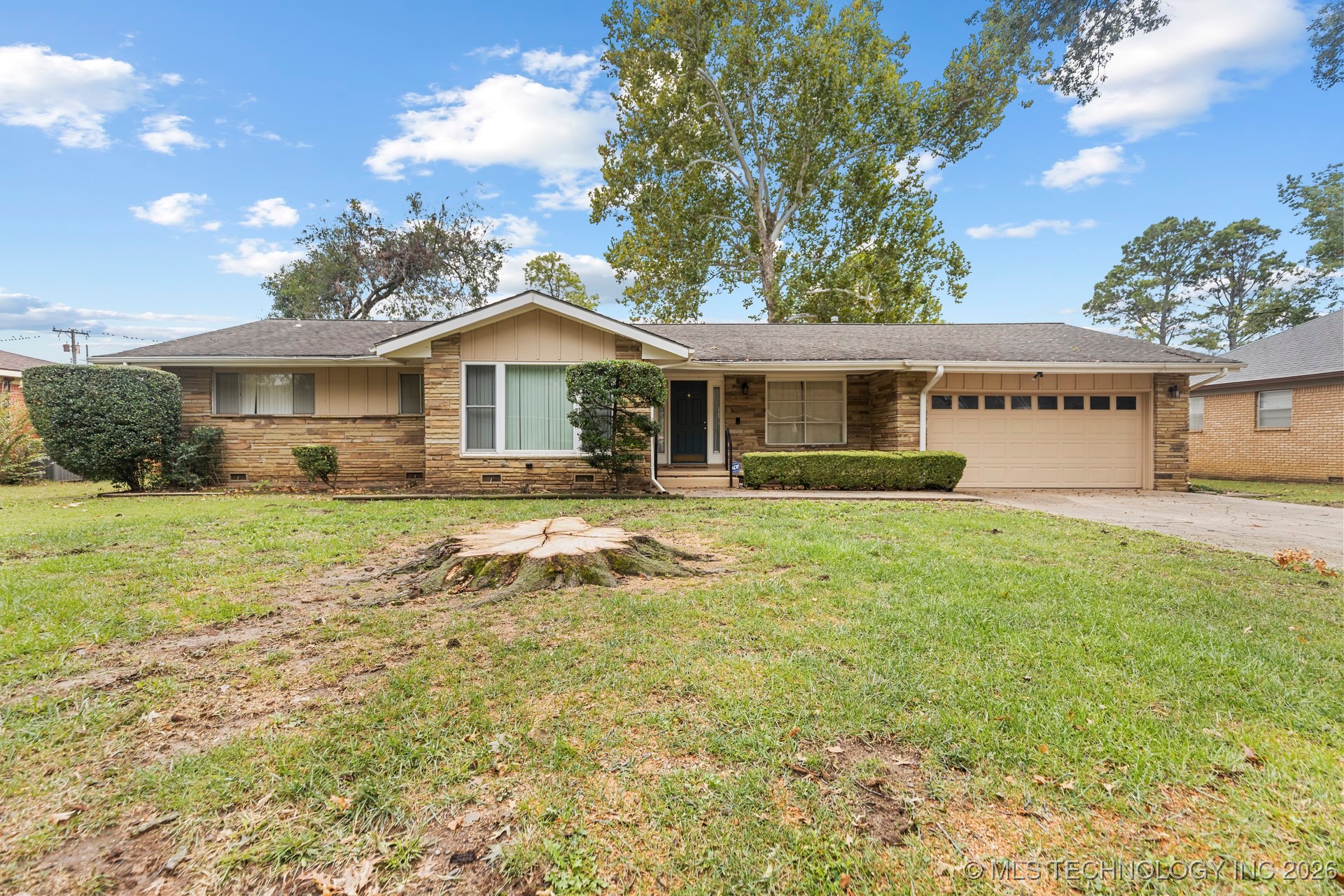 1828 E 63rd Street Property Photo 1