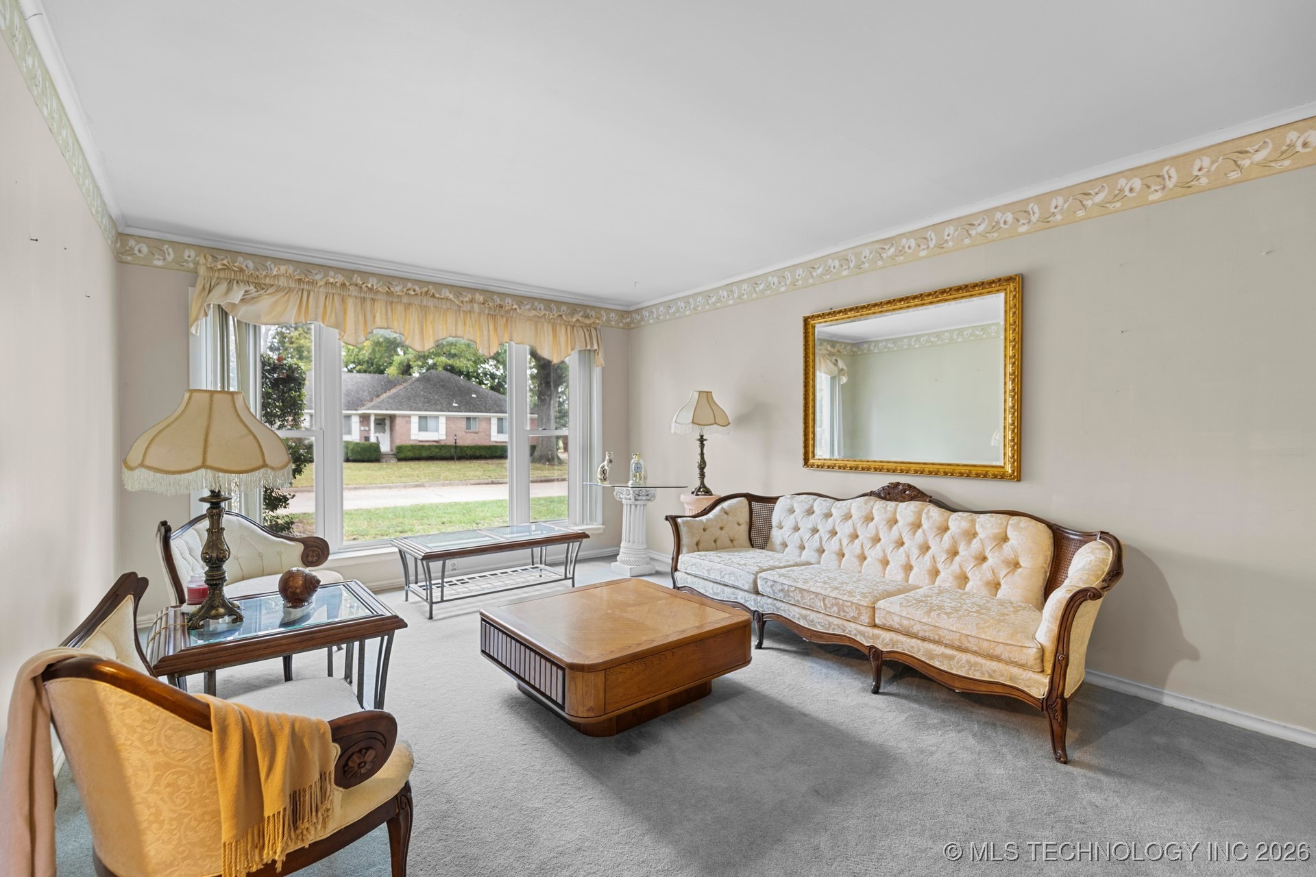 1828 E 63rd Street Property Photo 4