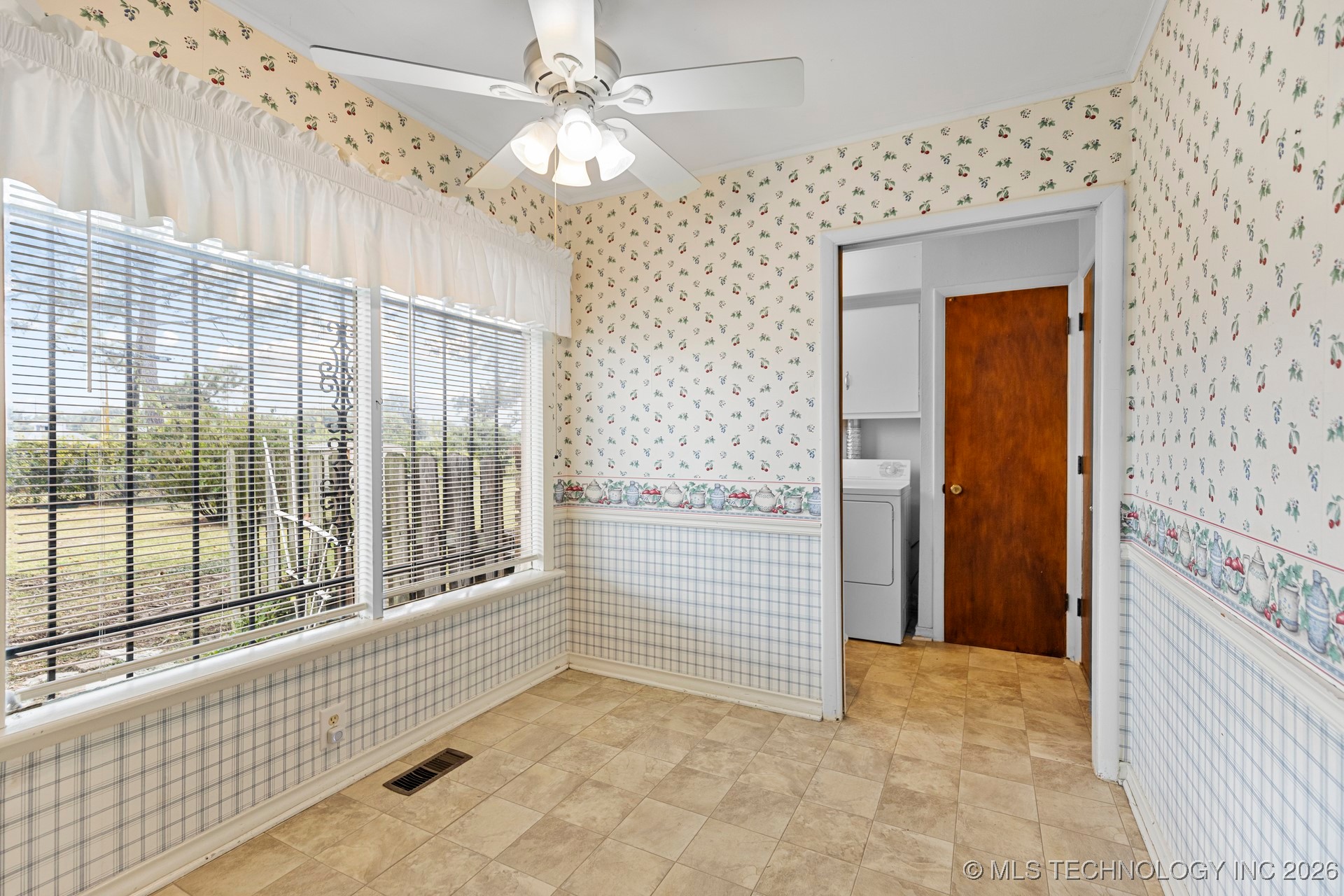 1828 E 63rd Street Property Photo 9