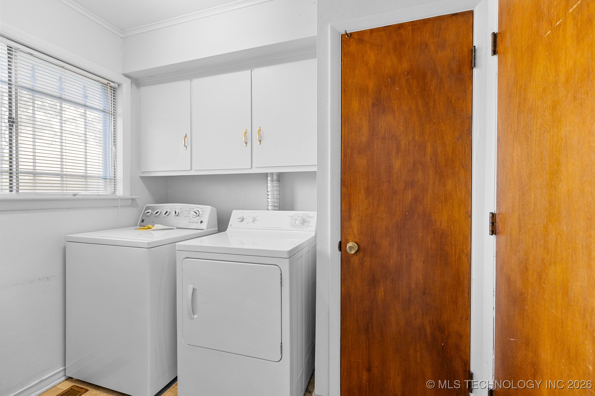 1828 E 63rd Street Property Photo 10