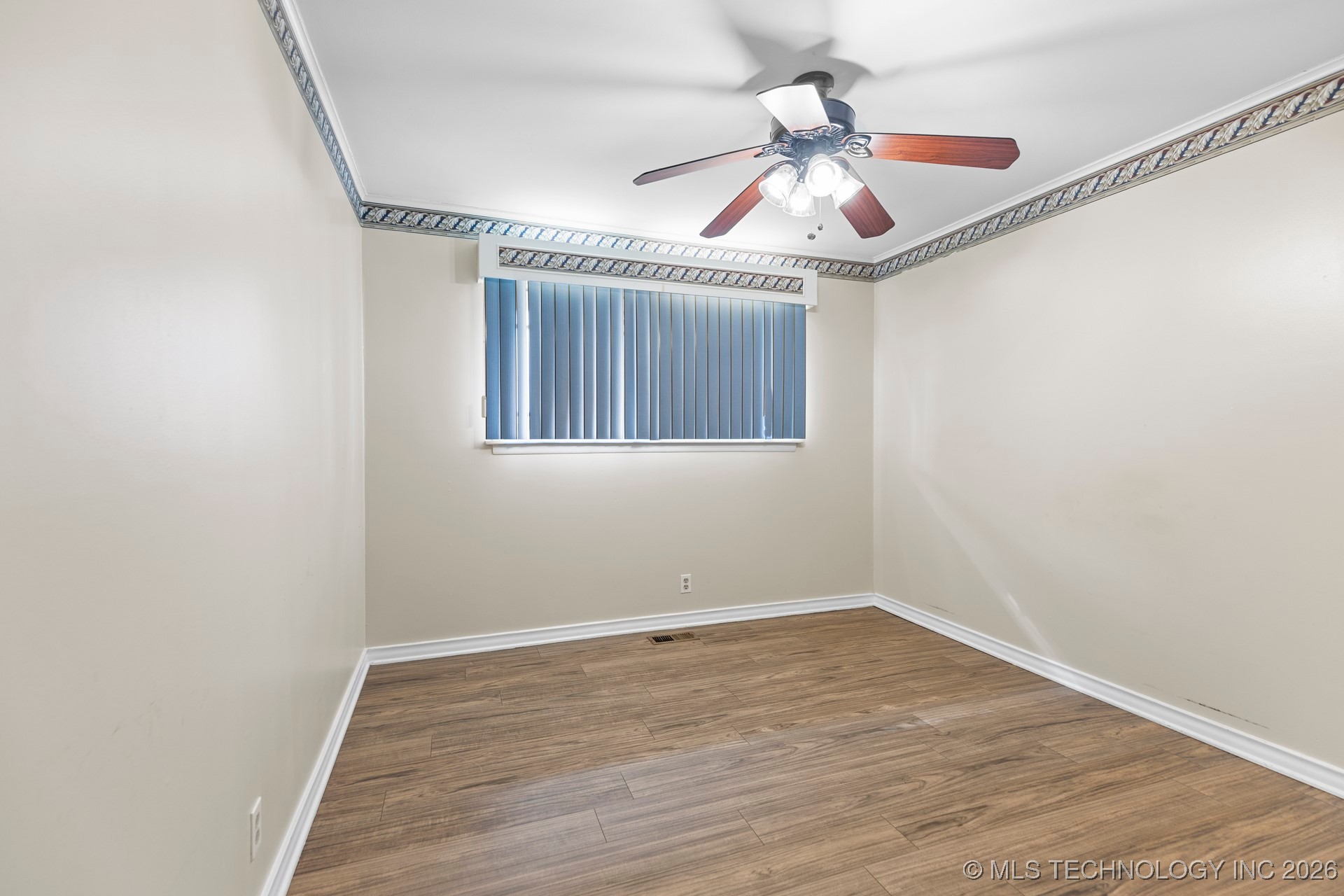 1828 E 63rd Street Property Photo 15