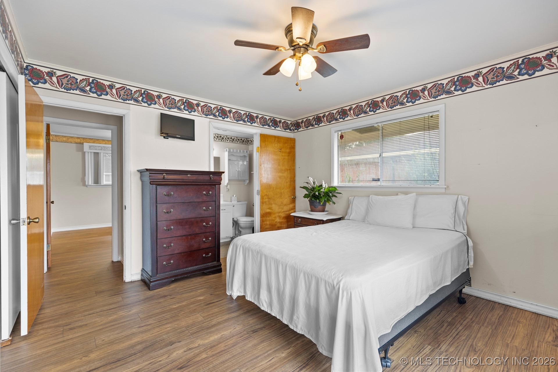 1828 E 63rd Street Property Photo 18